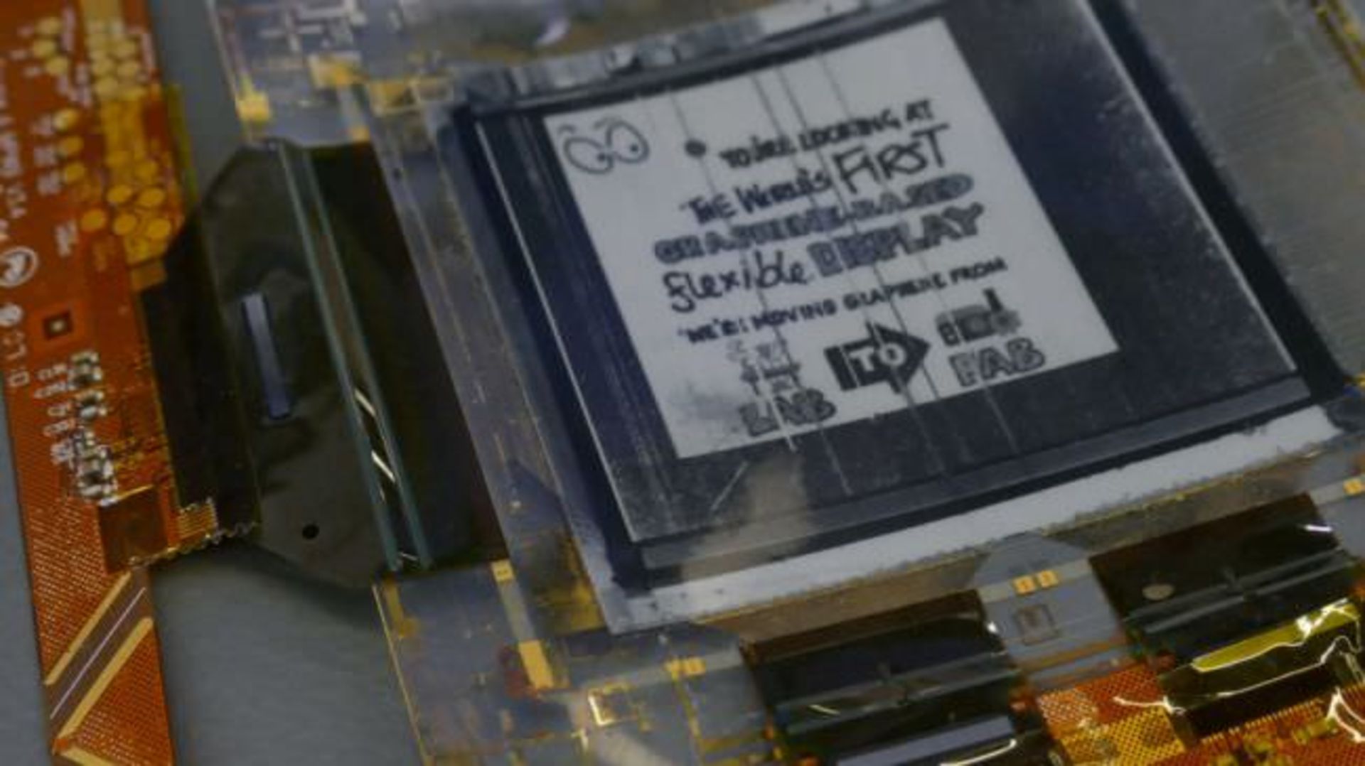 Super-thin graphene Kindles
