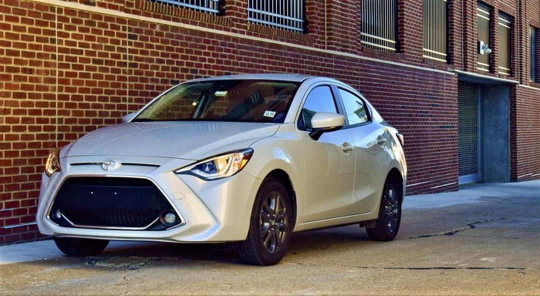 toyota yaris sedan