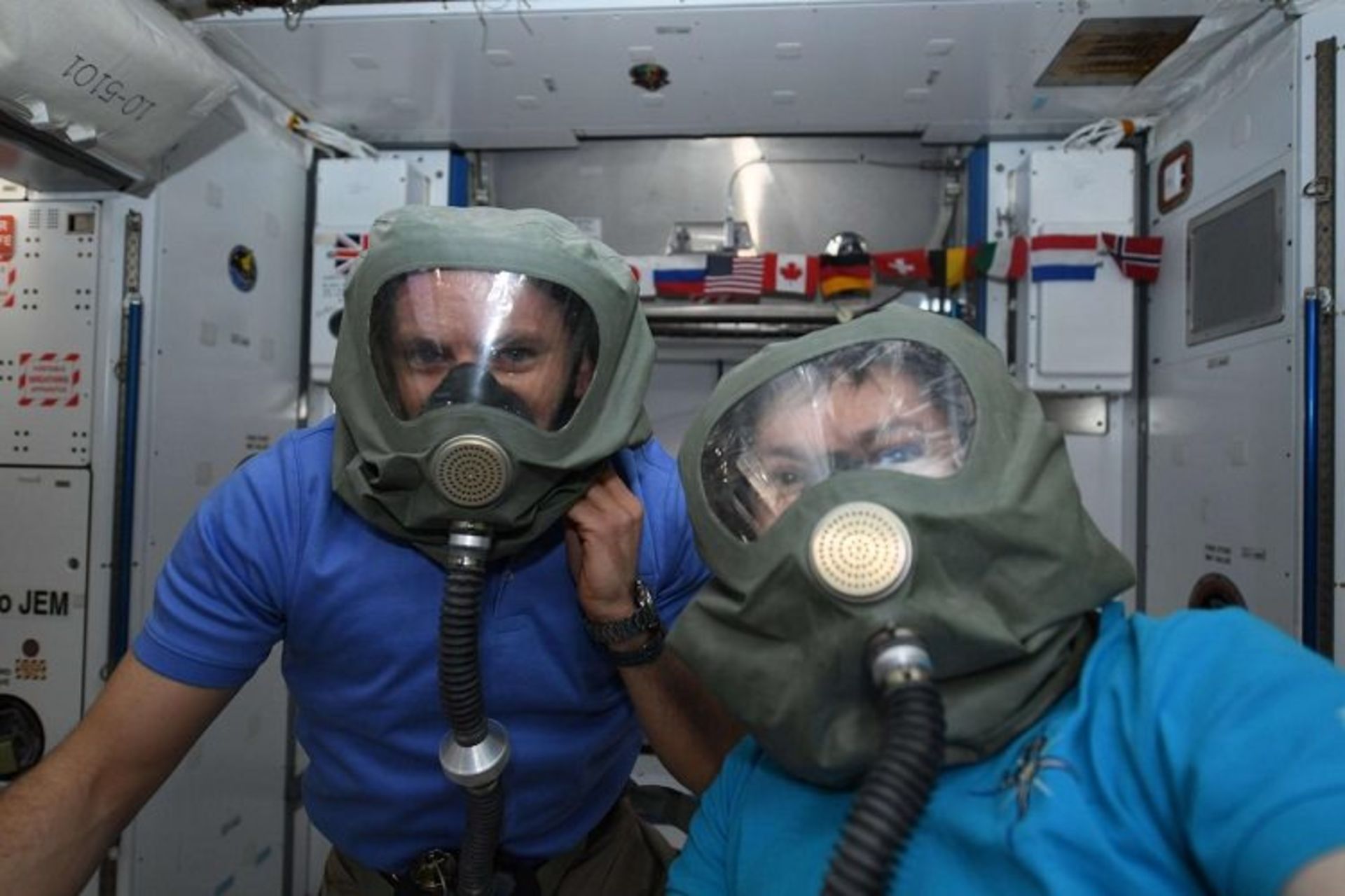 ISS Crew / خدمه ایستگاه فضایی