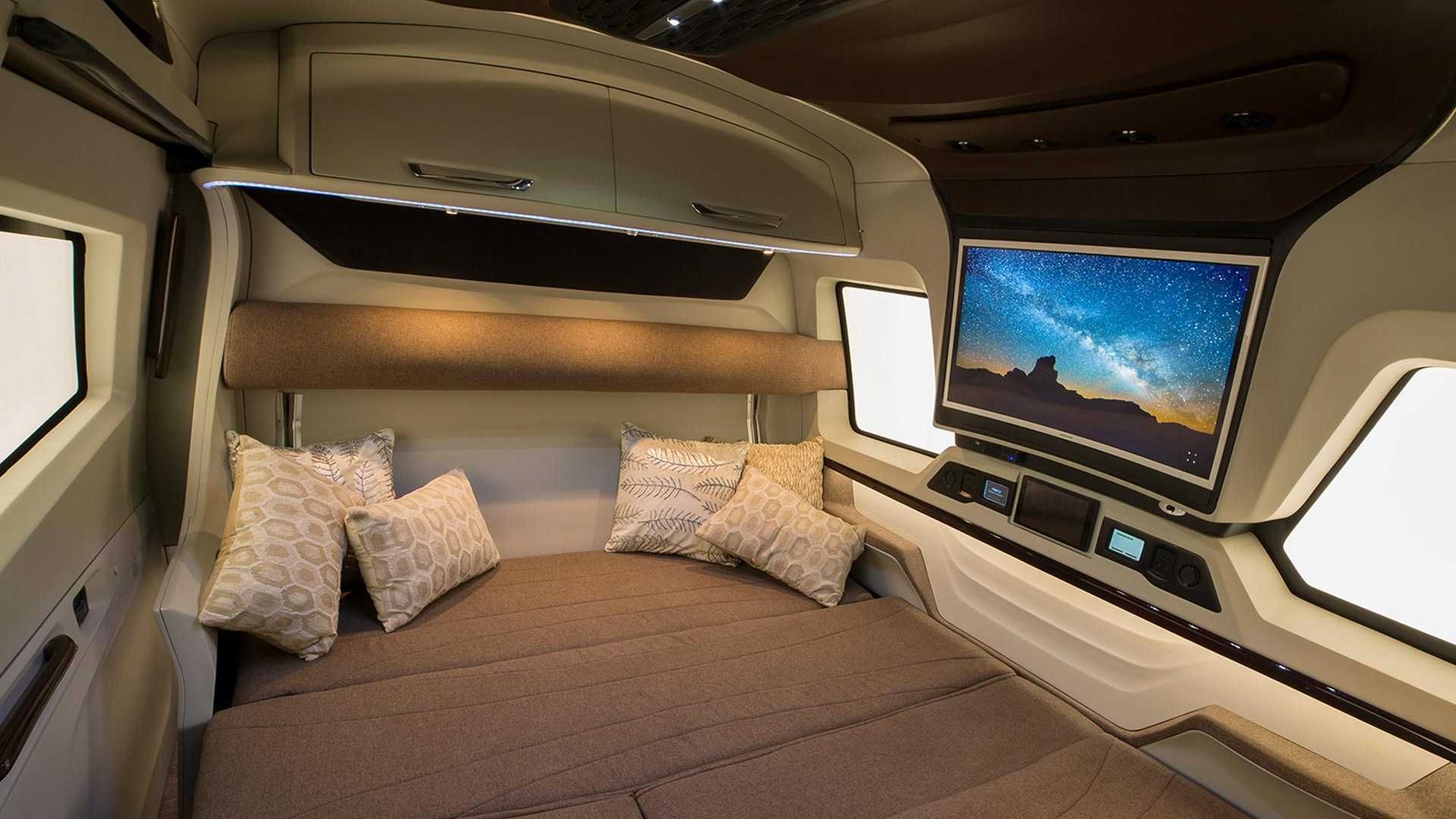 Pinnacle Finetza van / ون لوکس خانه متحرک