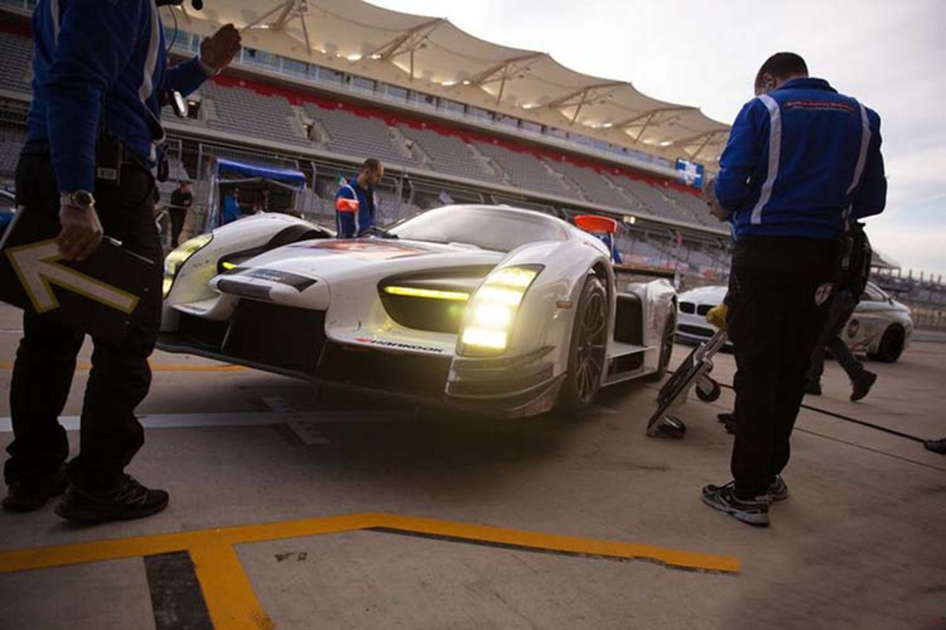 خودروی سوپراسپرت ابرخودرو / hypercar