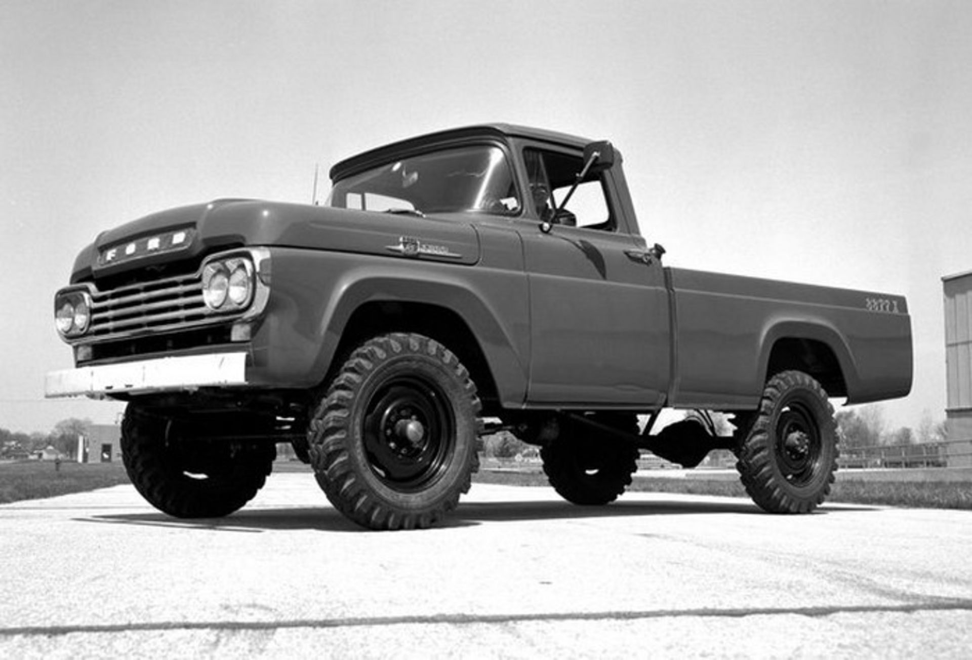 FORD F-150