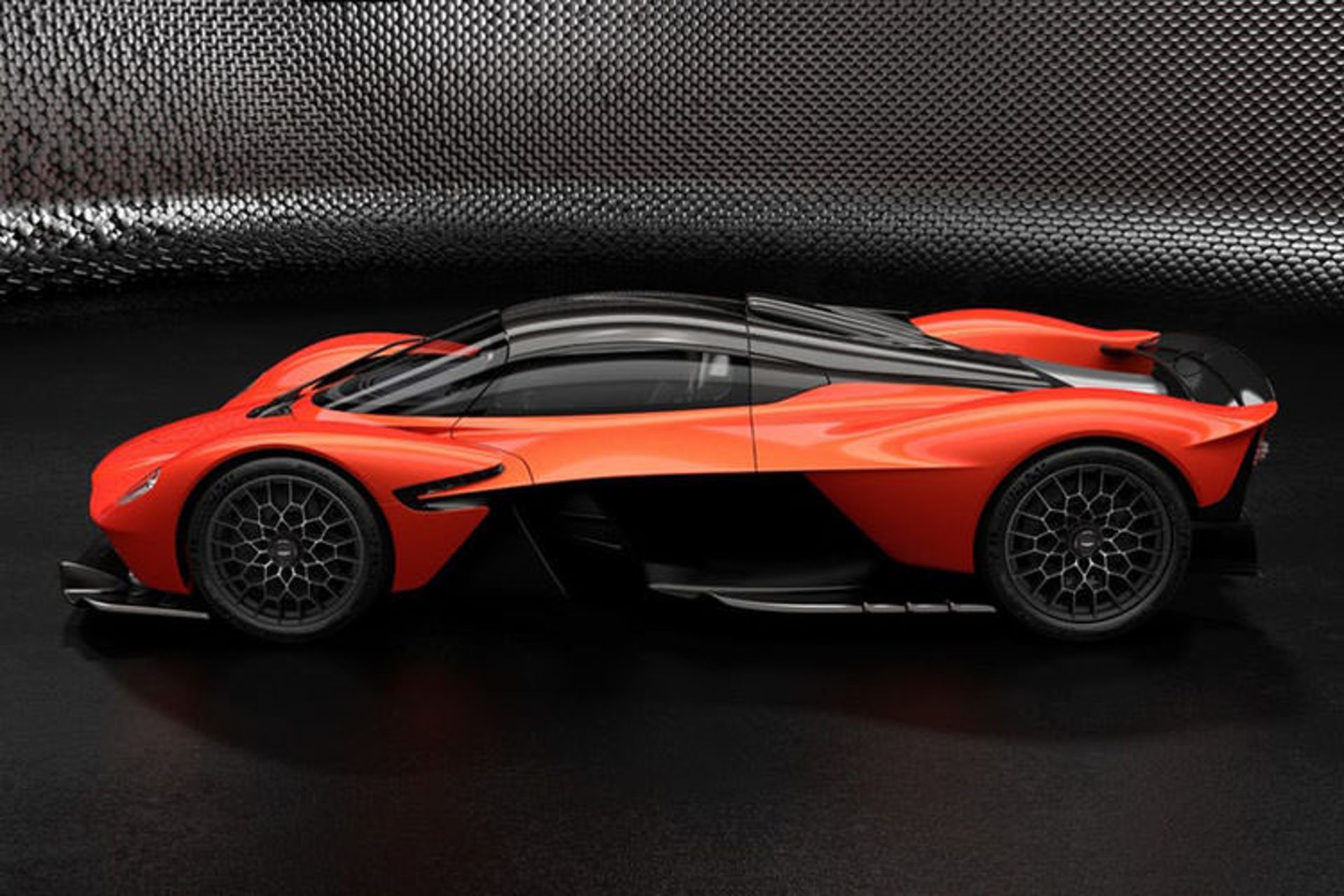 Aston Martin Valkyrie hypercar / ابرخودرو استون مارتین والکری