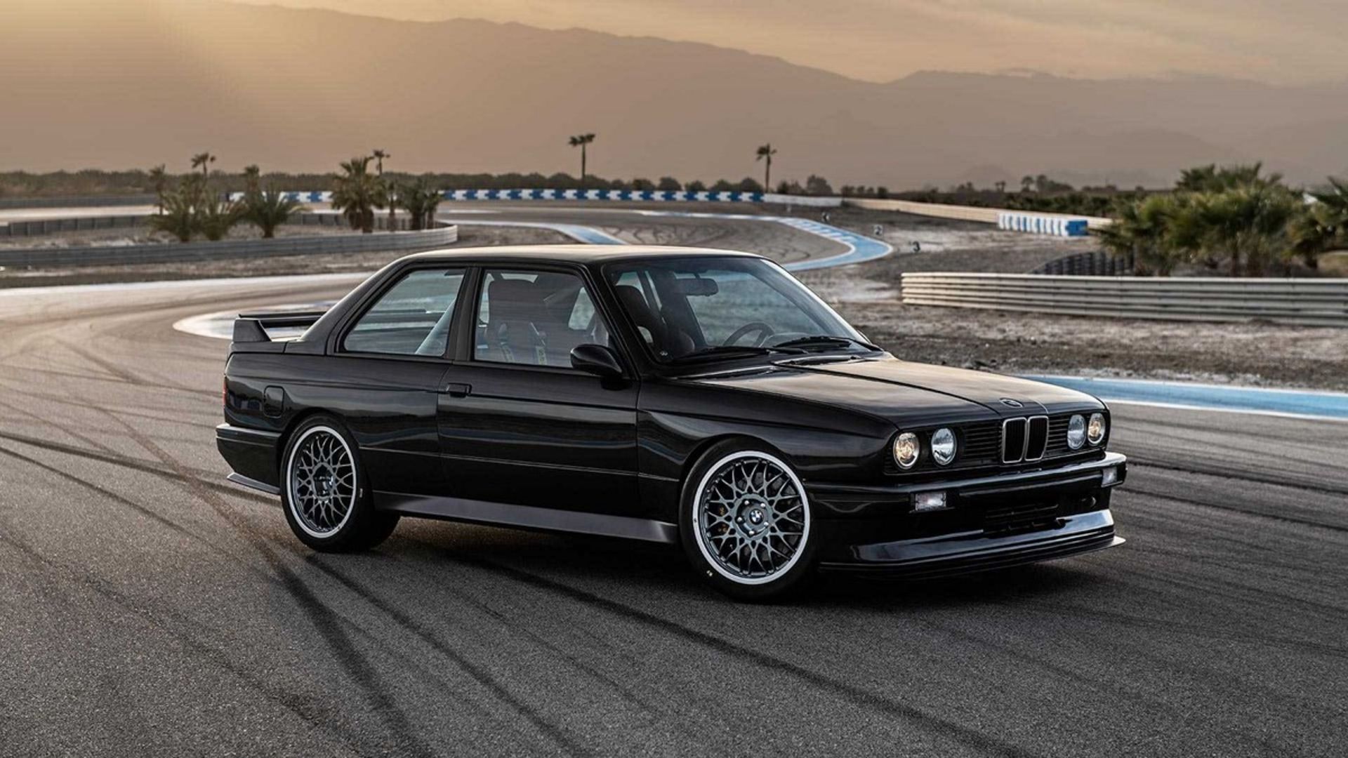 BMW E30 M3 by Redux