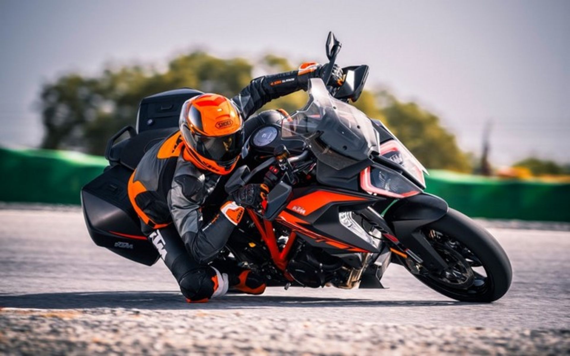 2019 KTM Super Duke 1290 GT