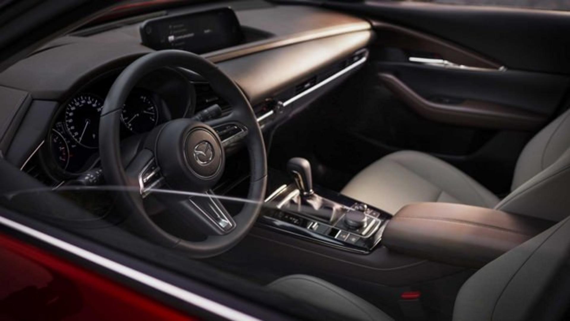مزدا CX-30