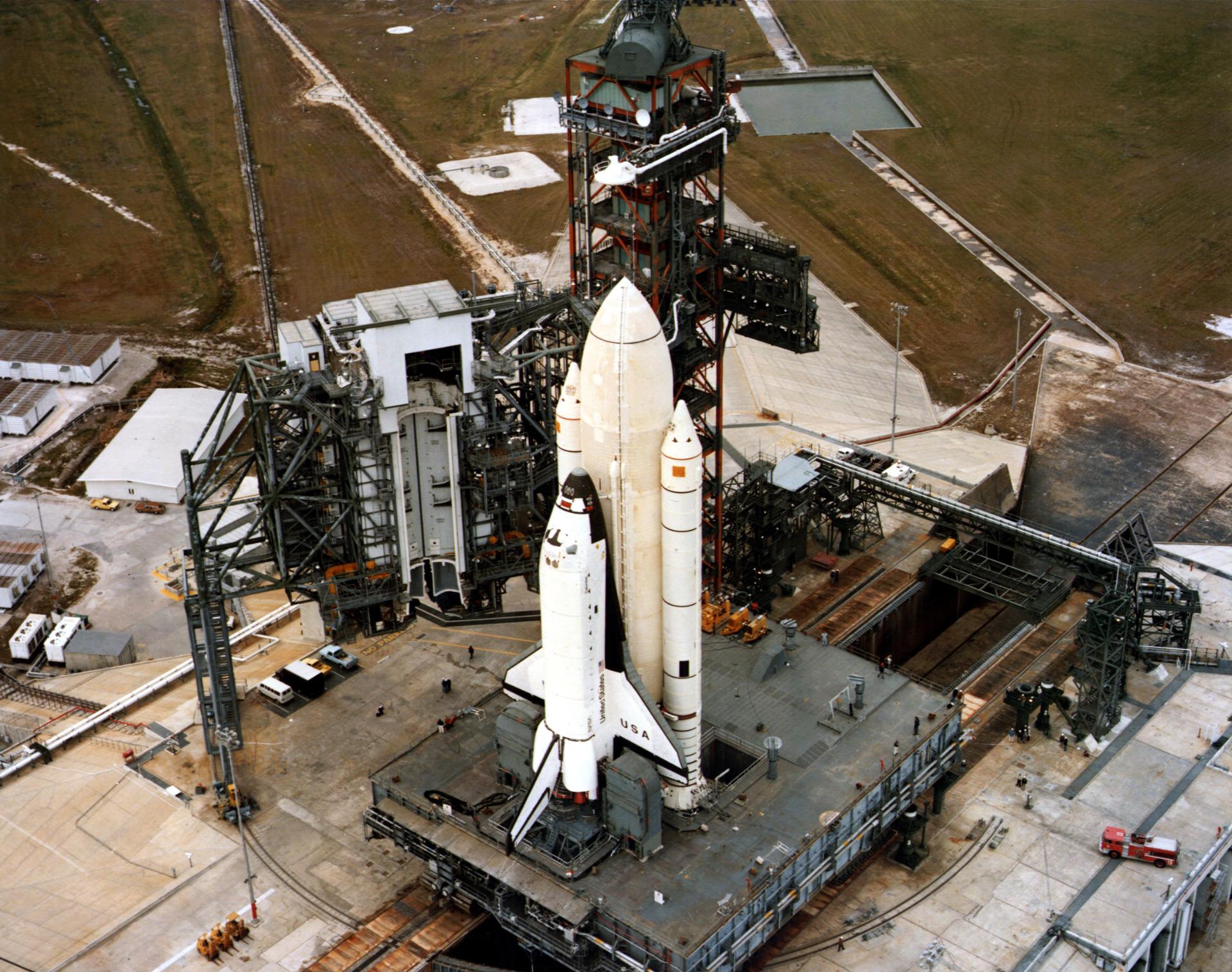 مخزن خارجی شاتل فضایی space shuttle external tank