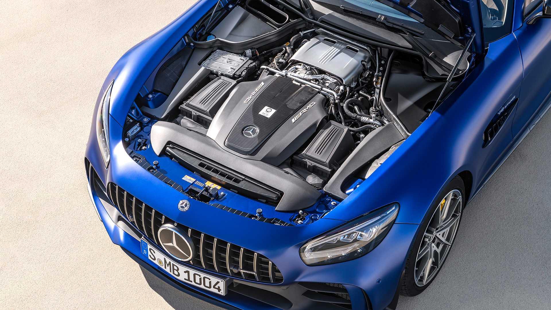 مرسدس بنز AMG GT R رودستر