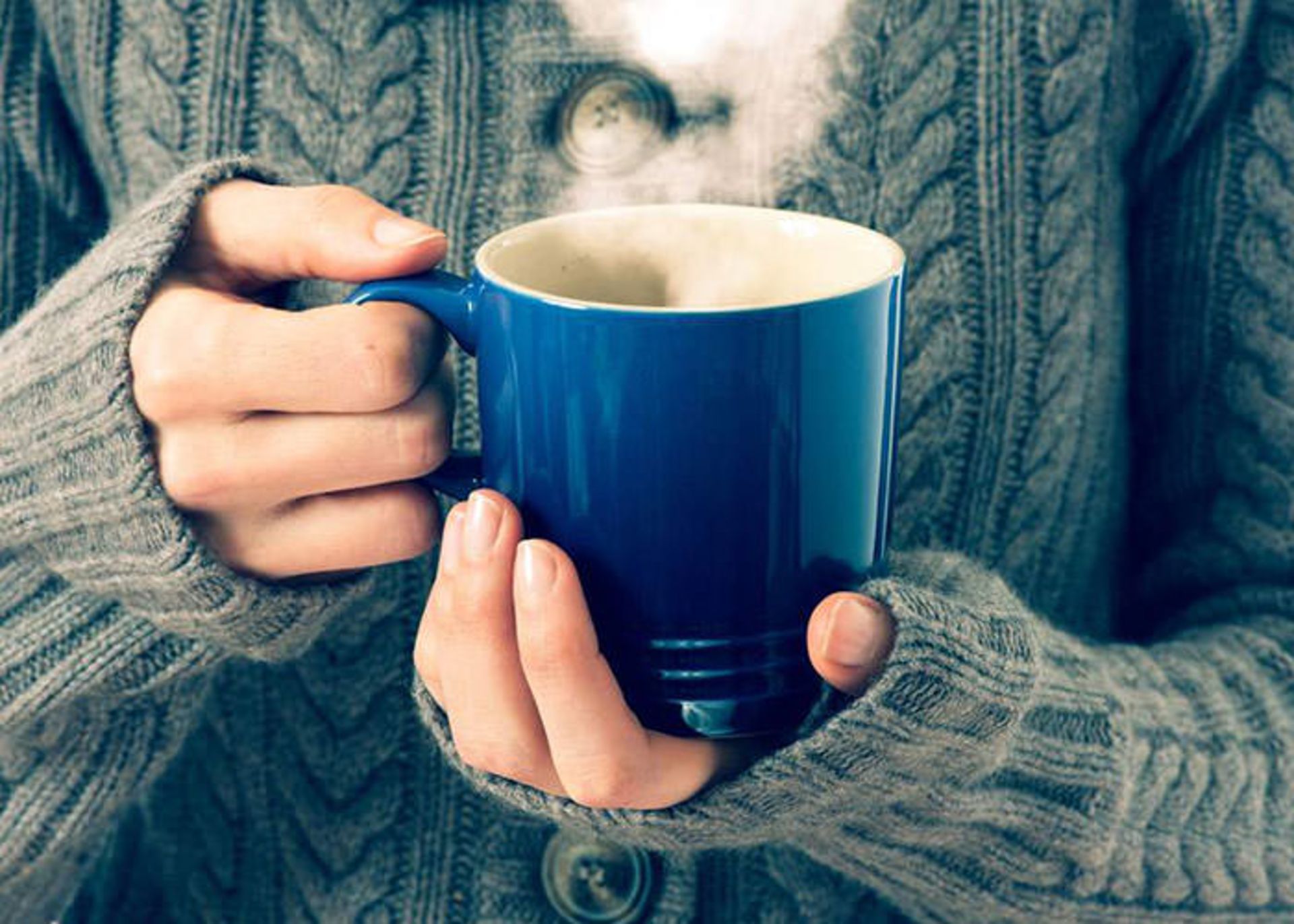 مضرات چای داغ