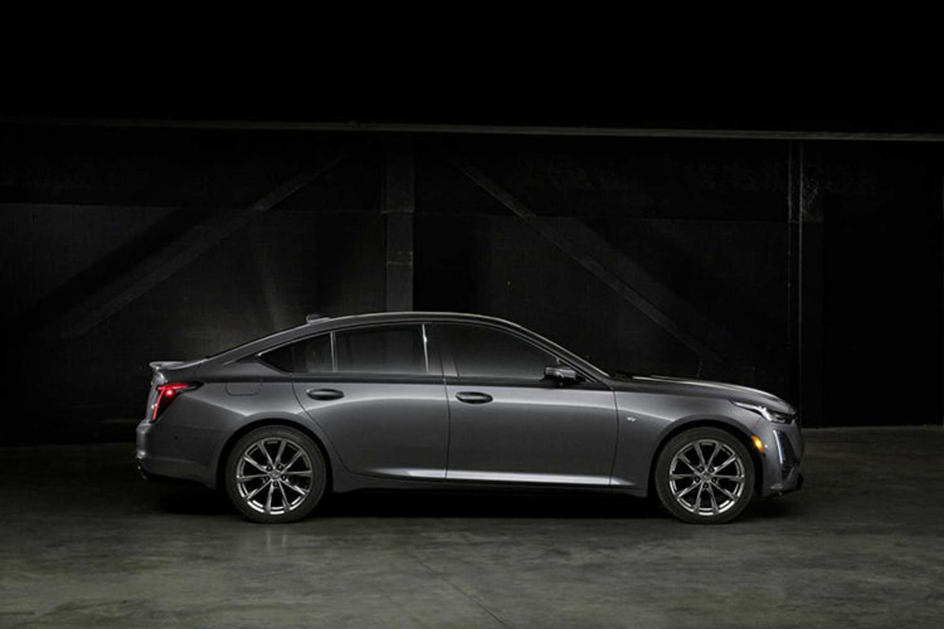 2020 Cadillac CT5 / کادیلاک