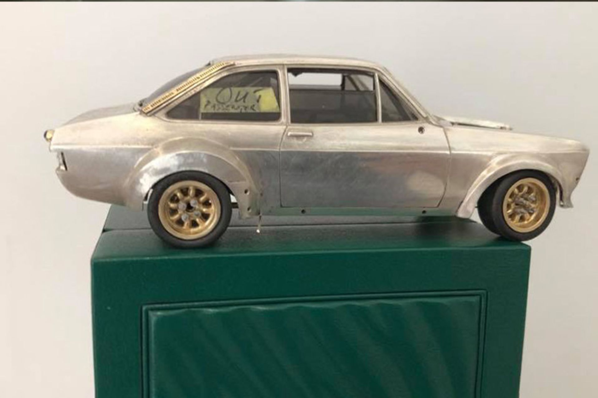 ماکت فورد اسکورت