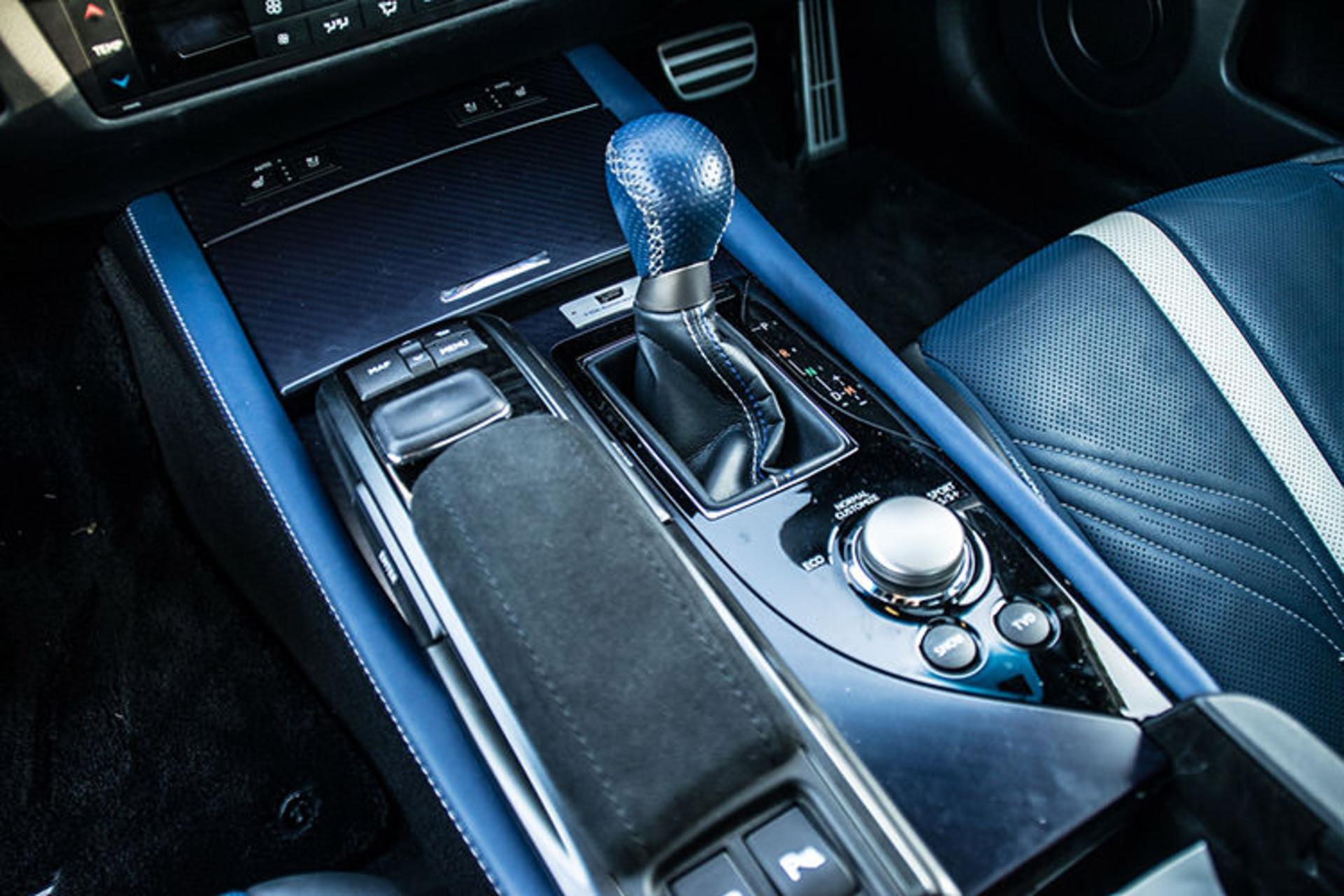Lexus GS F Interior / کابین لکسوس 