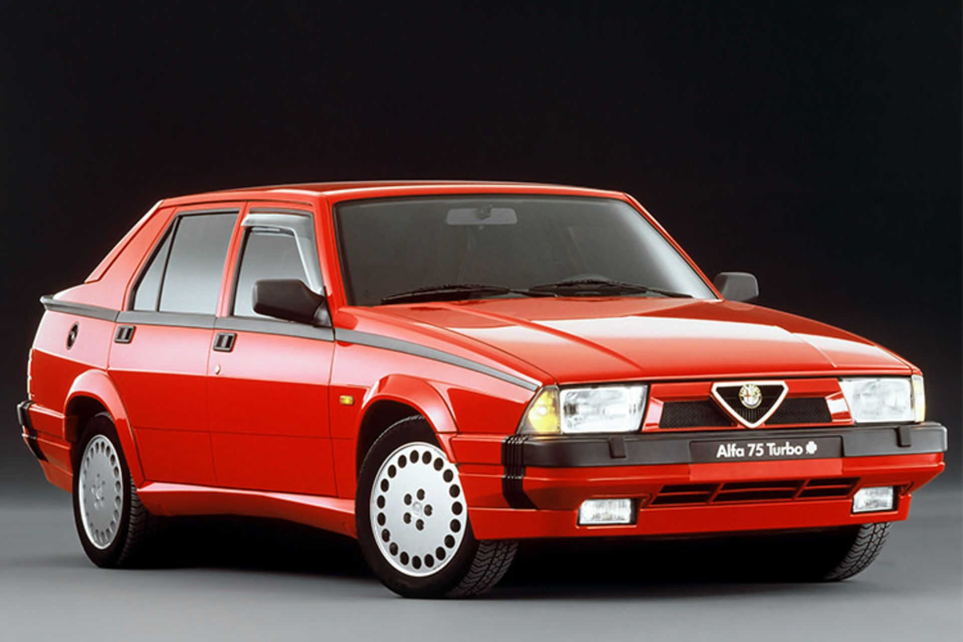 مرجع متخصصين ايران Alfa Romeo 75