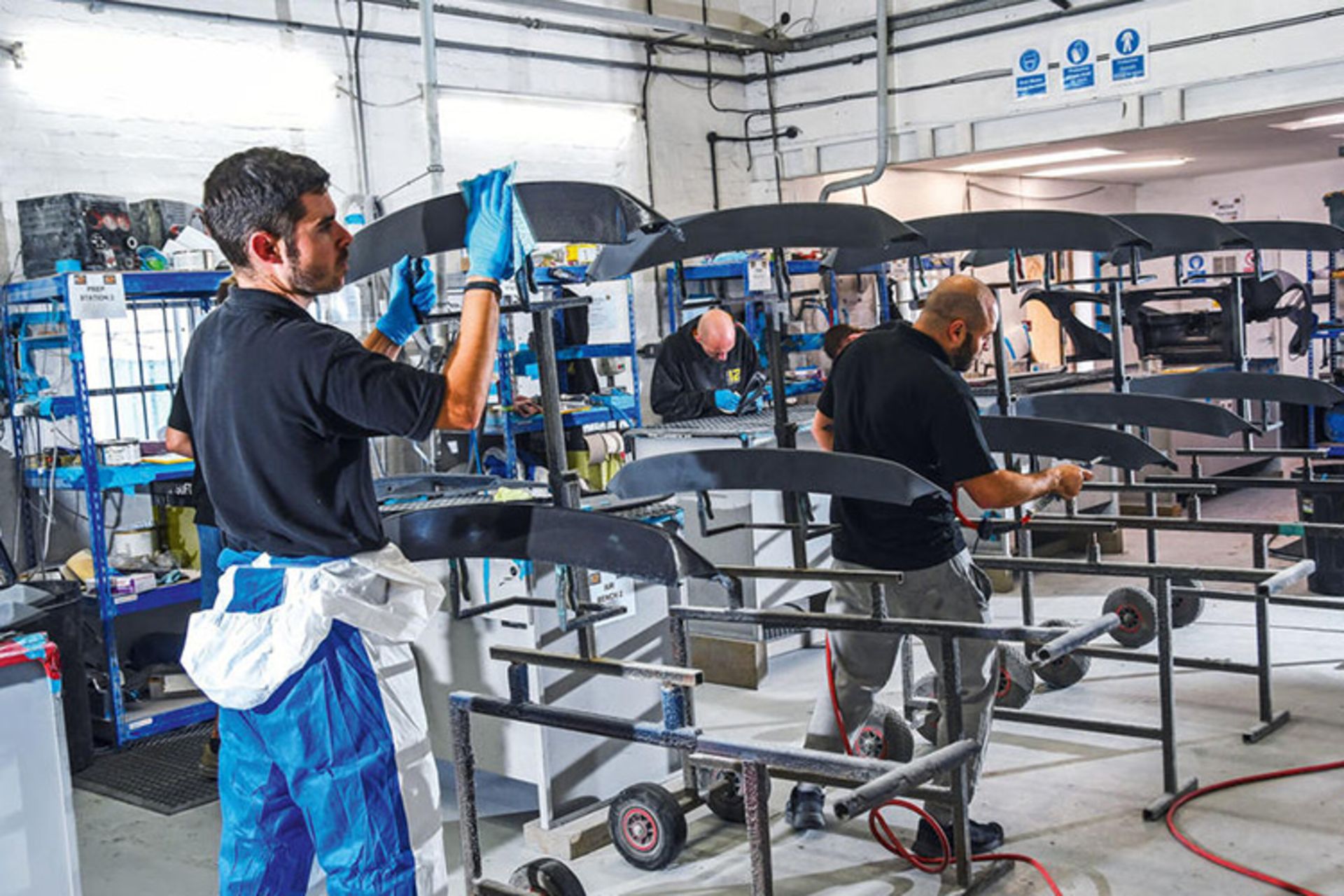 رنگ‌آمیزی فیبرکربن