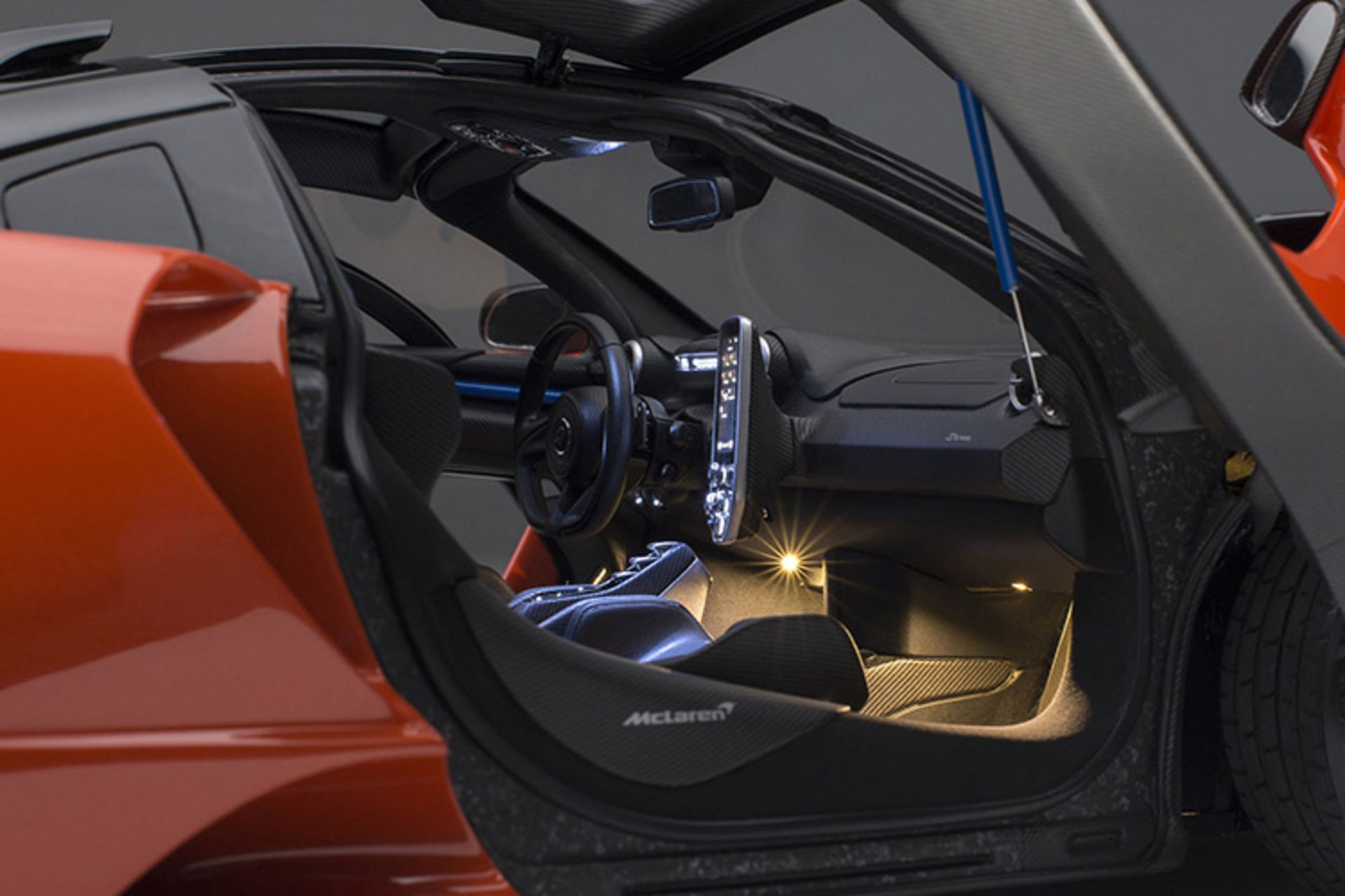 ماکت مک‌لارن سنا