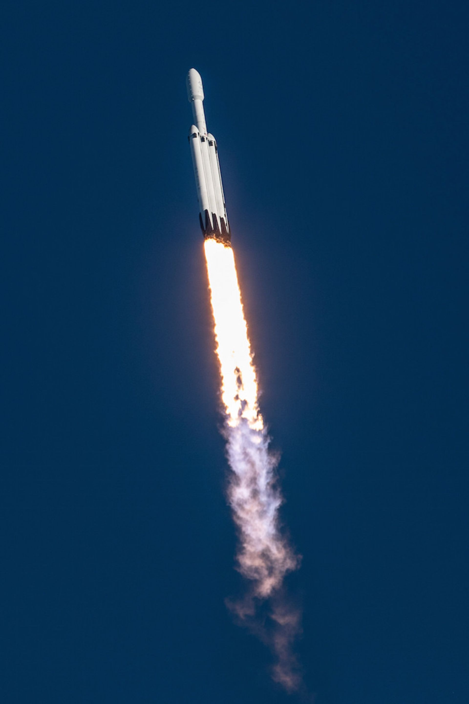 Falcon Heavy / فالکون هوی