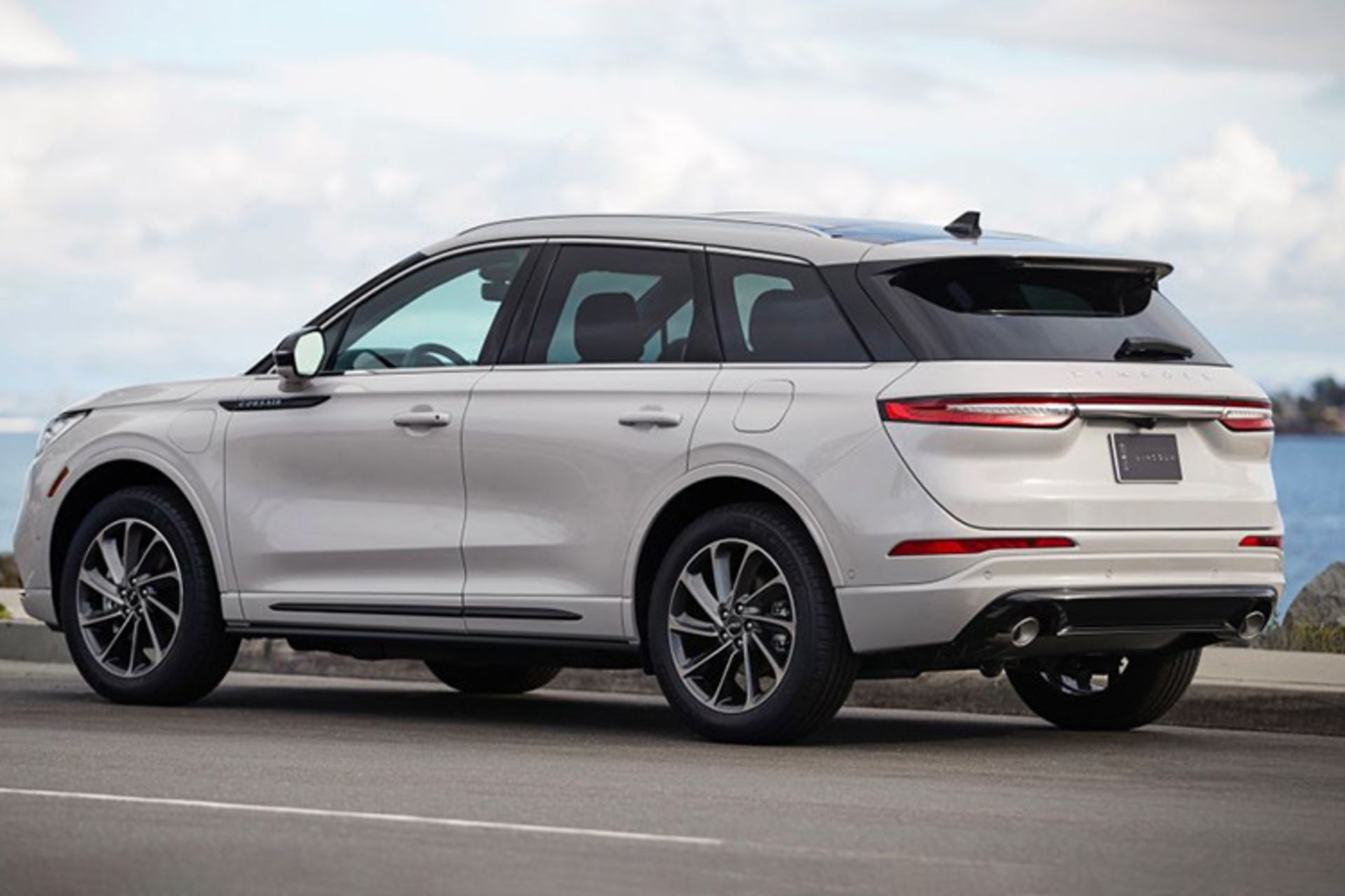 لینکلن کورسر 2020