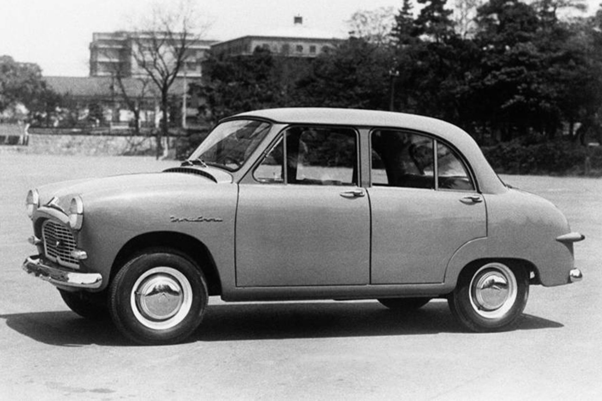 toyota corona 