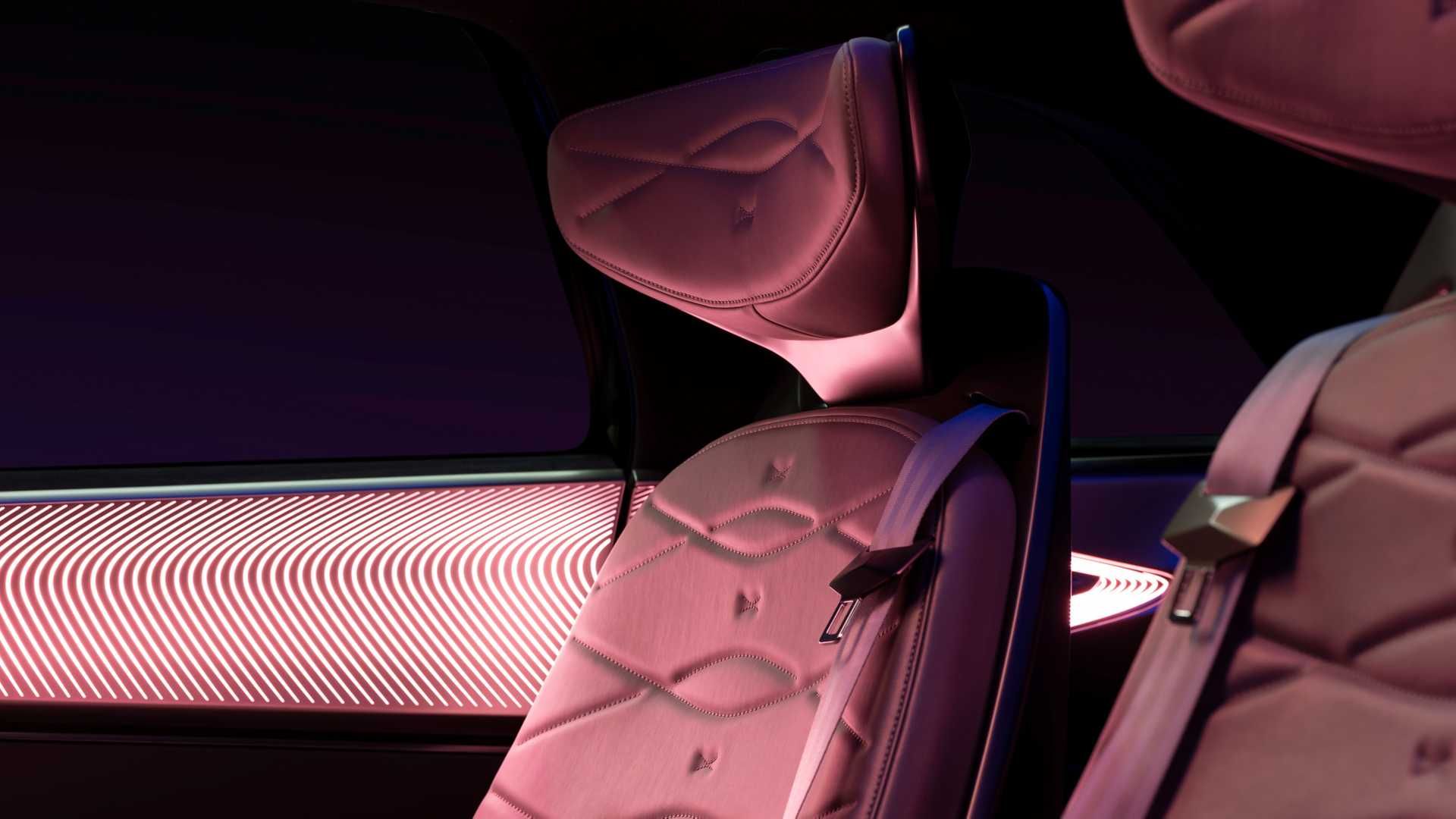 Volkswagen I.D. Roomzz / شاسی بلند فولکس واگن آی.دی رومز