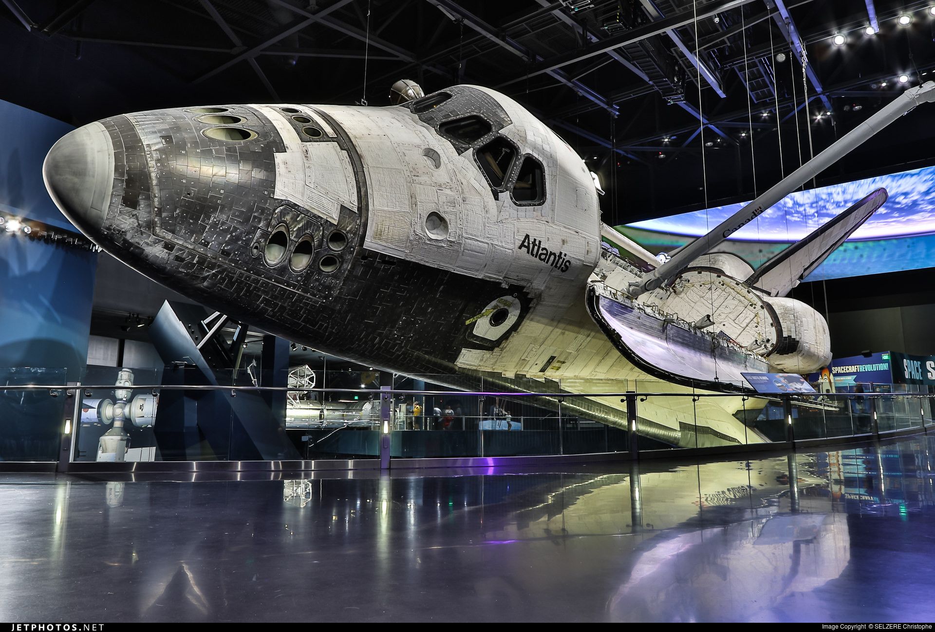 مدارگرد (مدارپیما) شاتل فضایی