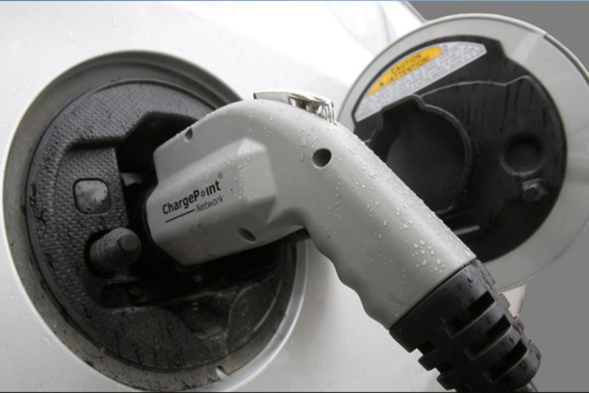 افزایش اعتبار خودروهای الکتریکی / EVs Tax Credit