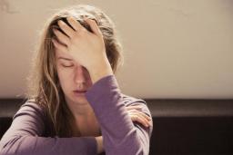 چه ارتباطی بین اضطراب و تحمل درد وجود دارد؟