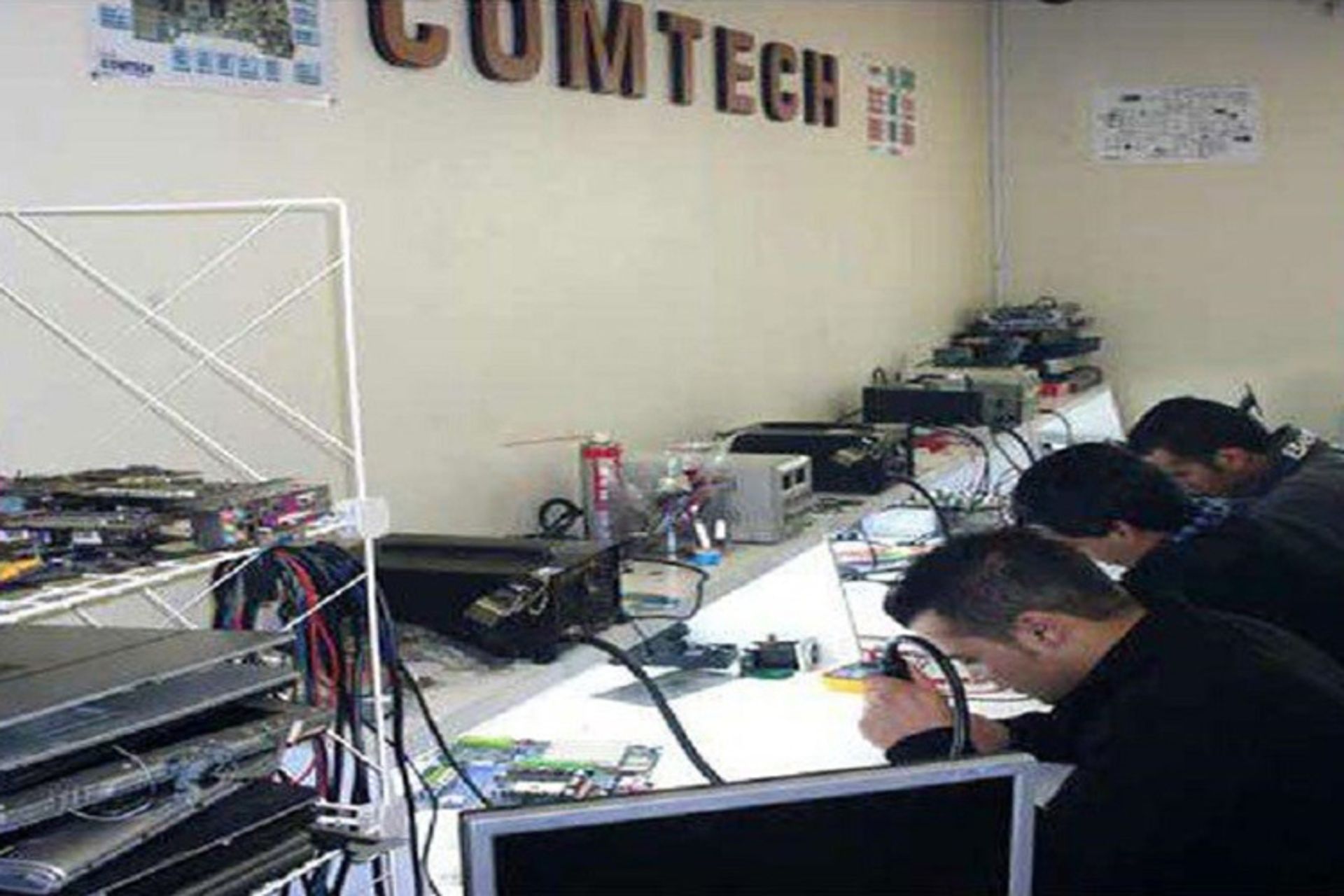 تعمیر لپ تاپ