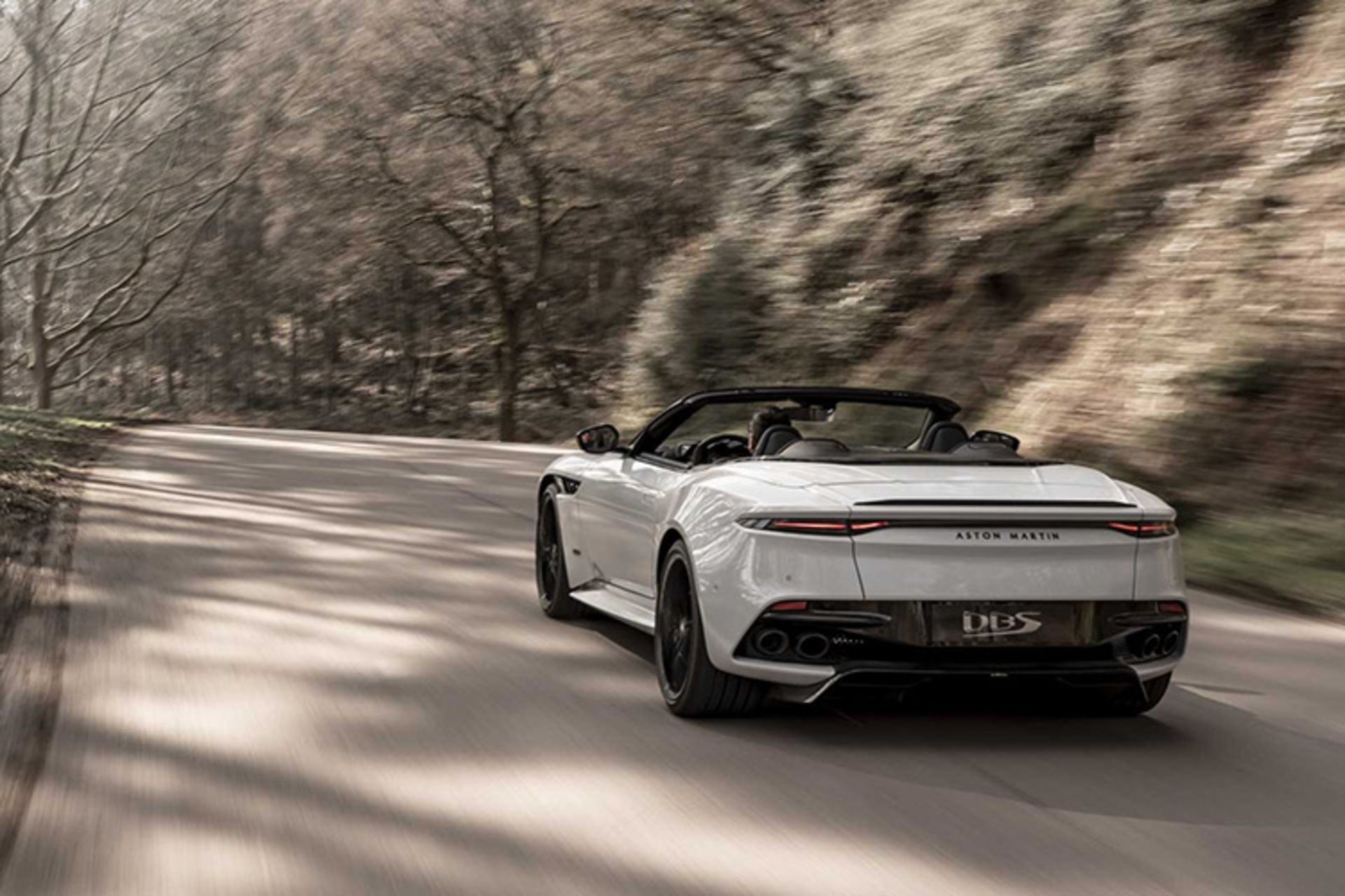 استون مارتین DBS سوپرلجرا ولانته