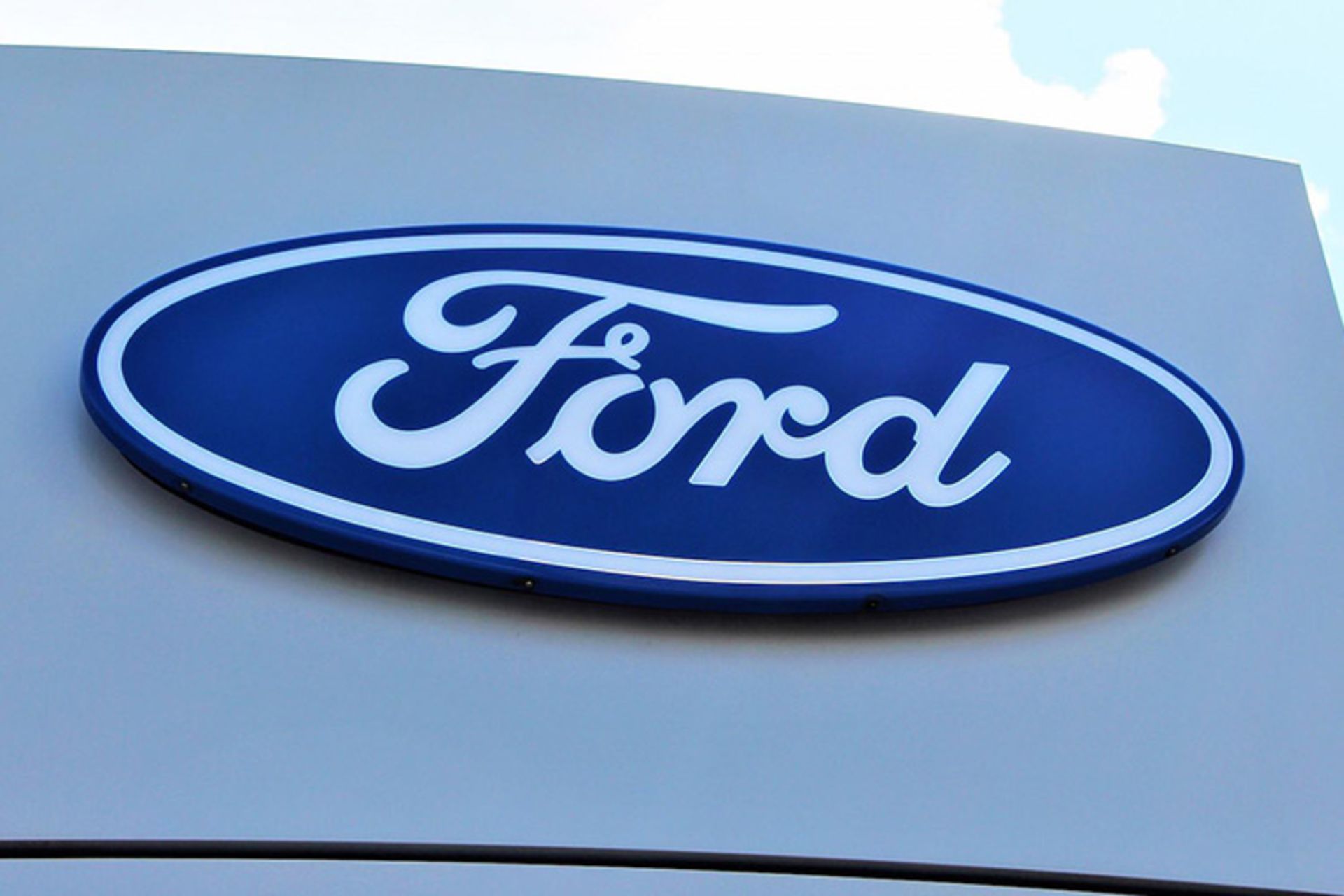 پرونده آلایندگی خودروهای فورد