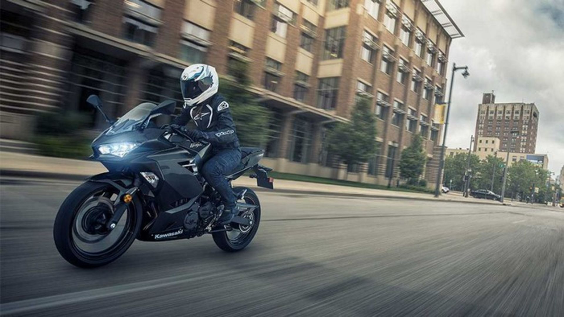 2019 Kawasaki Ninja 400