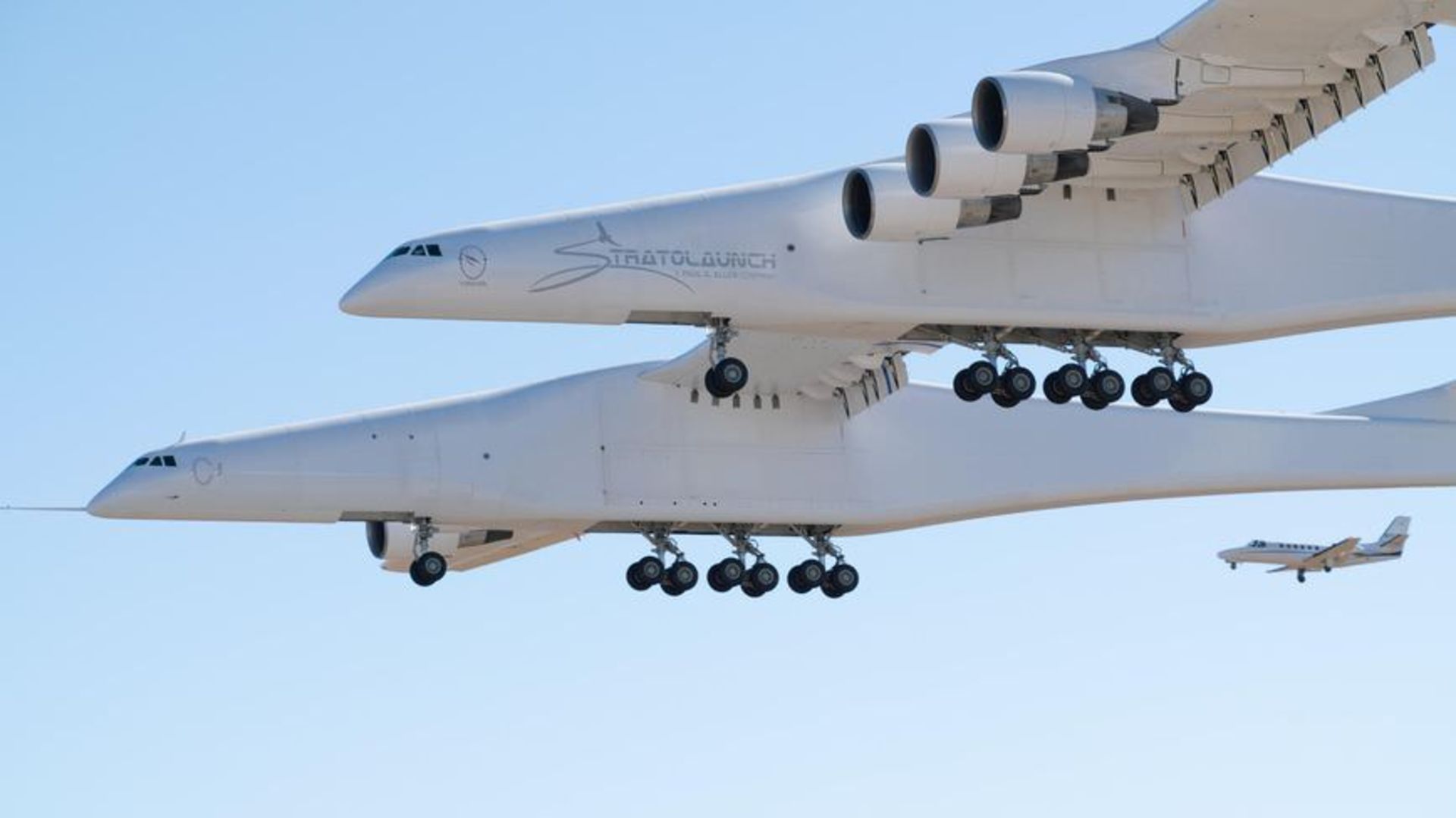 Stratolaunch / استراتولانچ