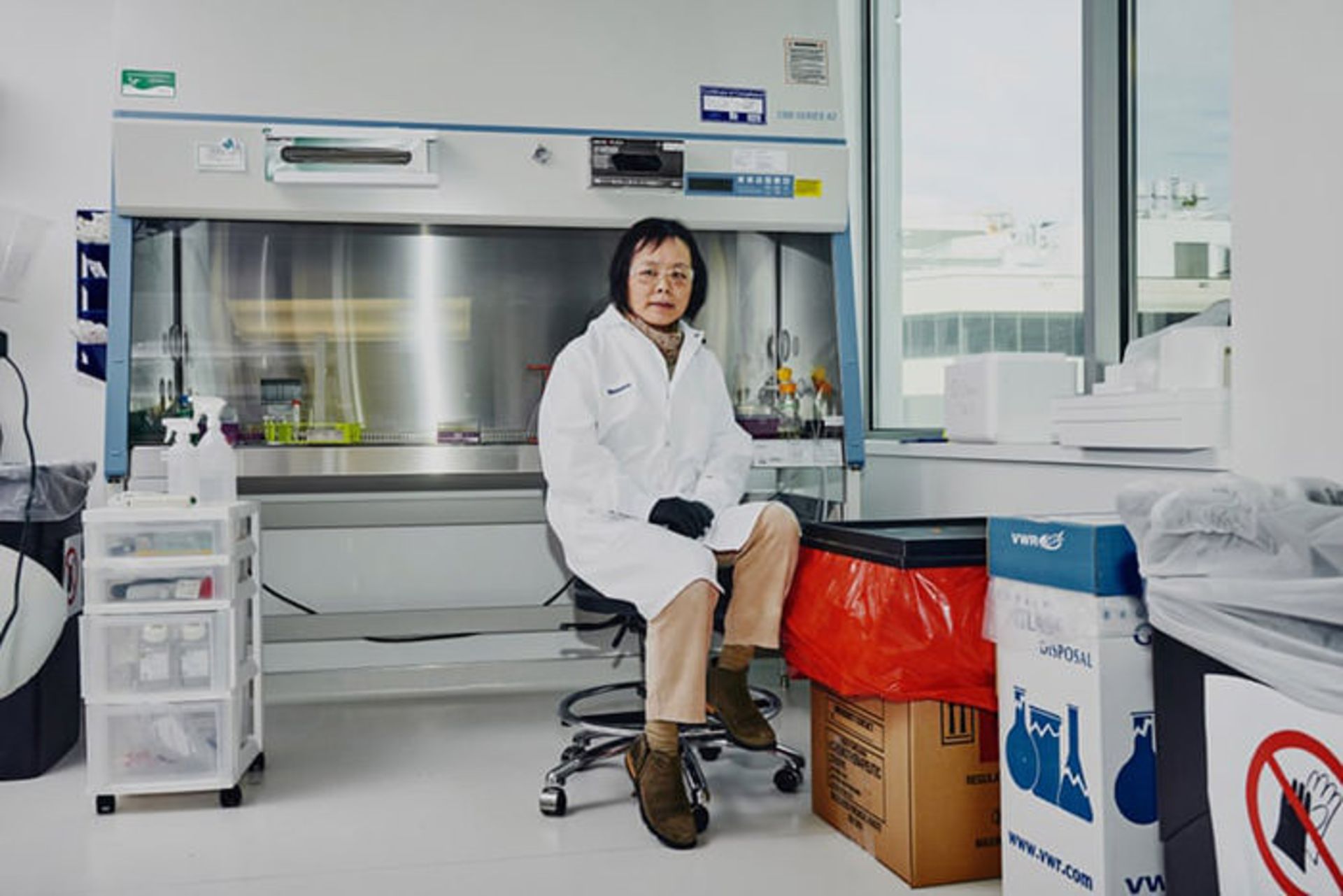 ازمایشگاه ویرایش ژن