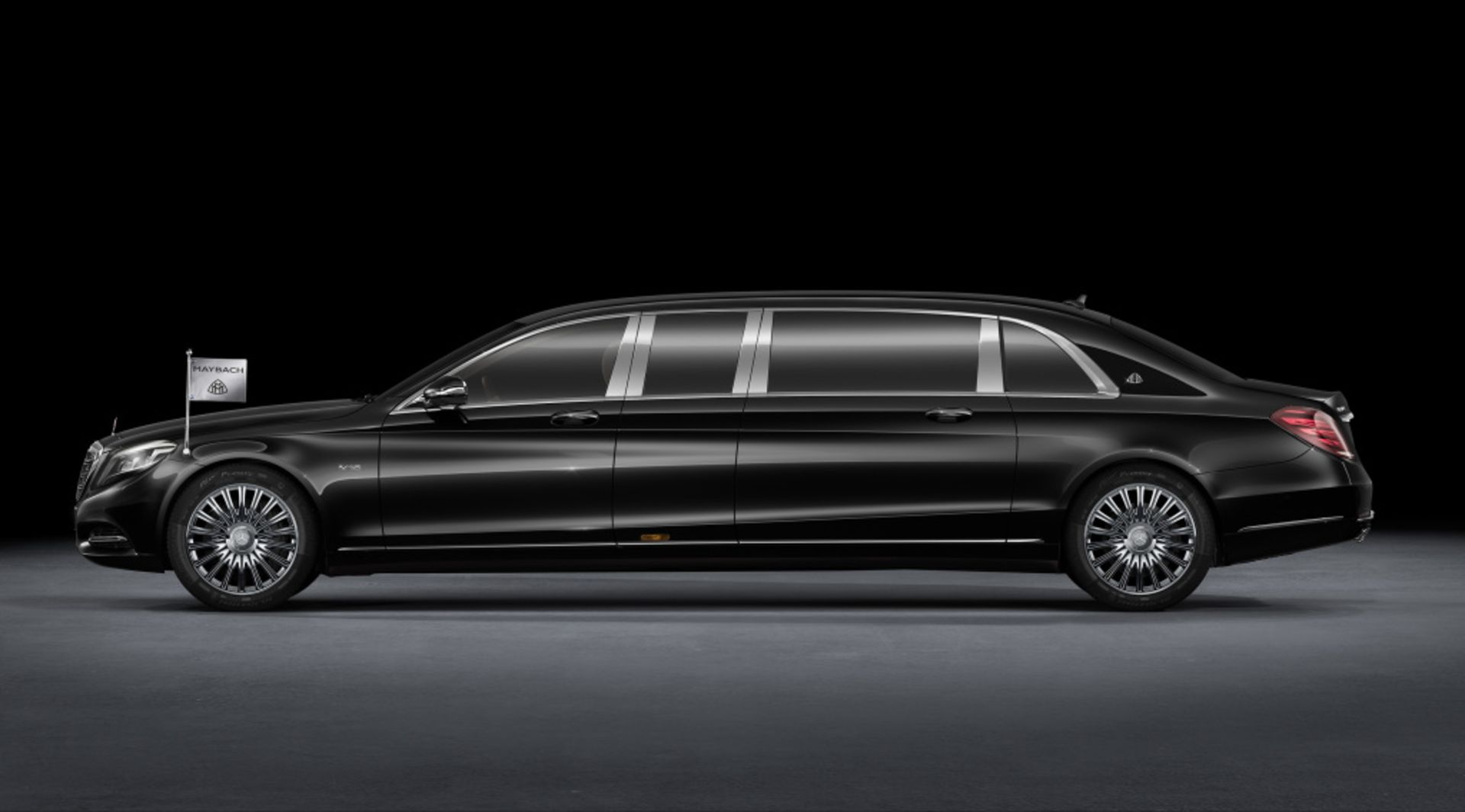 Maybach Pullman S 600