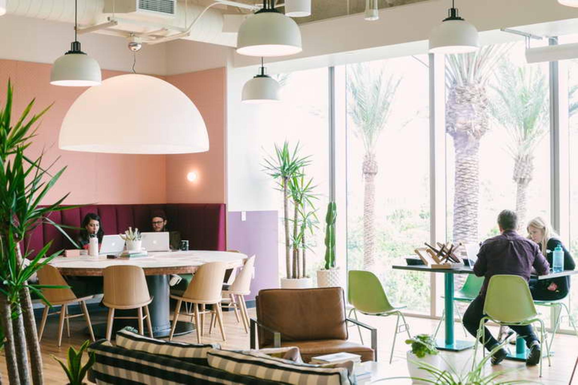 Coworking Spaces 