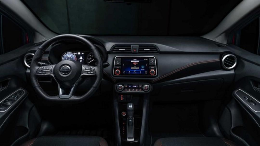 nissan versa