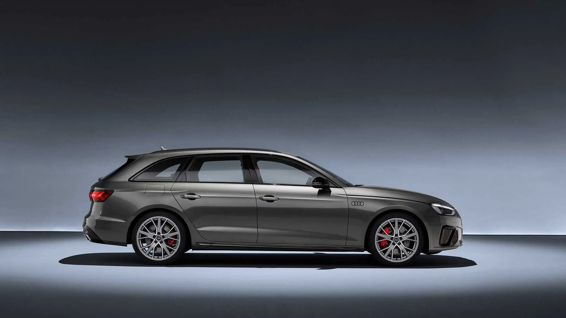 2020 Audi A4 / آئودی