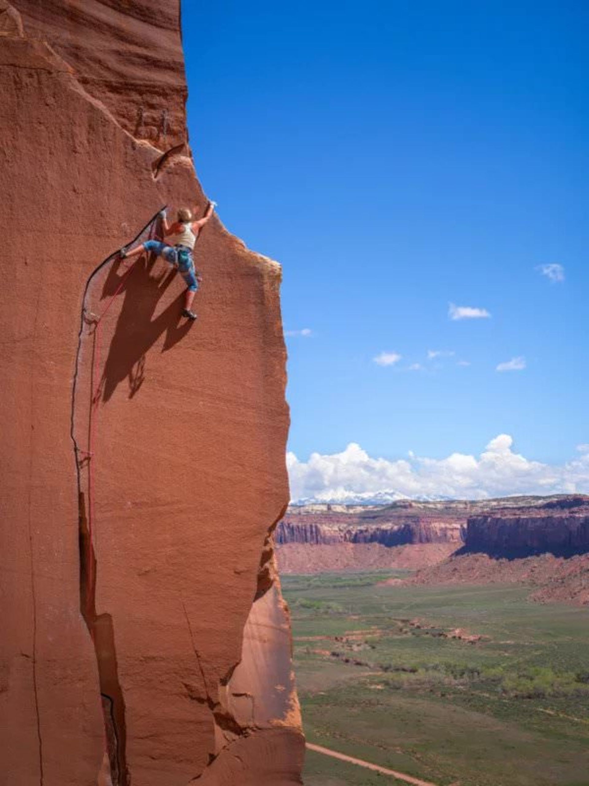 دوربین GFX100‌ فوجی فیلم