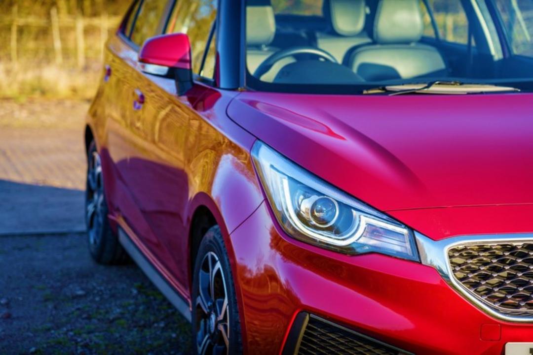 2019 MG 3