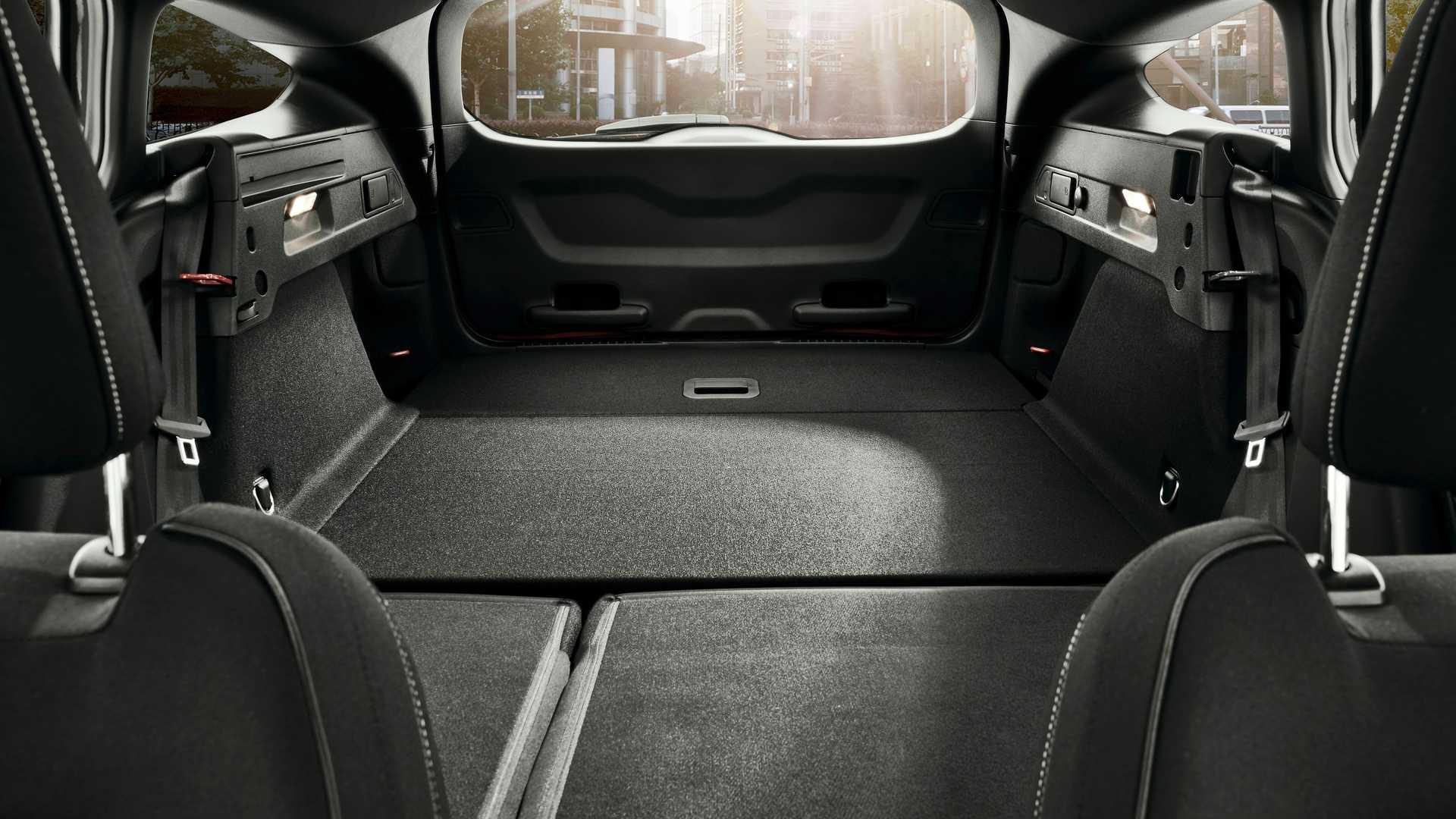 Ford Focus ST wagon / استیشن واگن فورد فوکوس