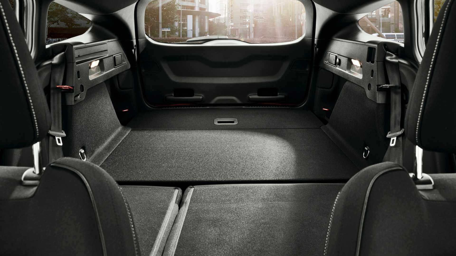 Ford Focus ST wagon / استیشن واگن فورد فوکوس