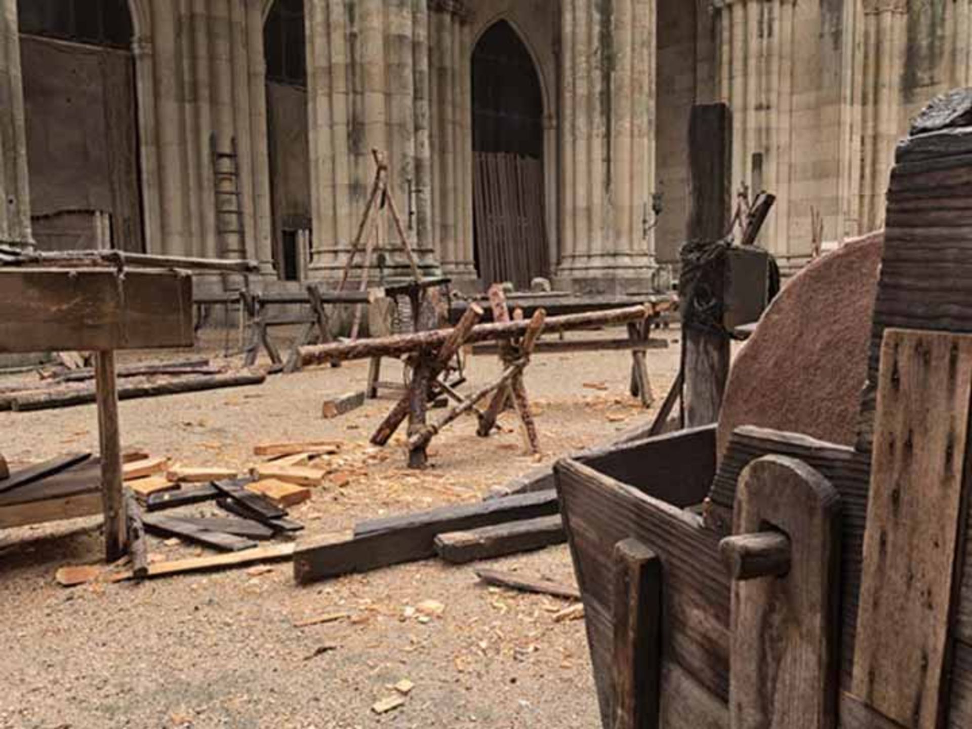 یک کارگاه سنتی نجاری