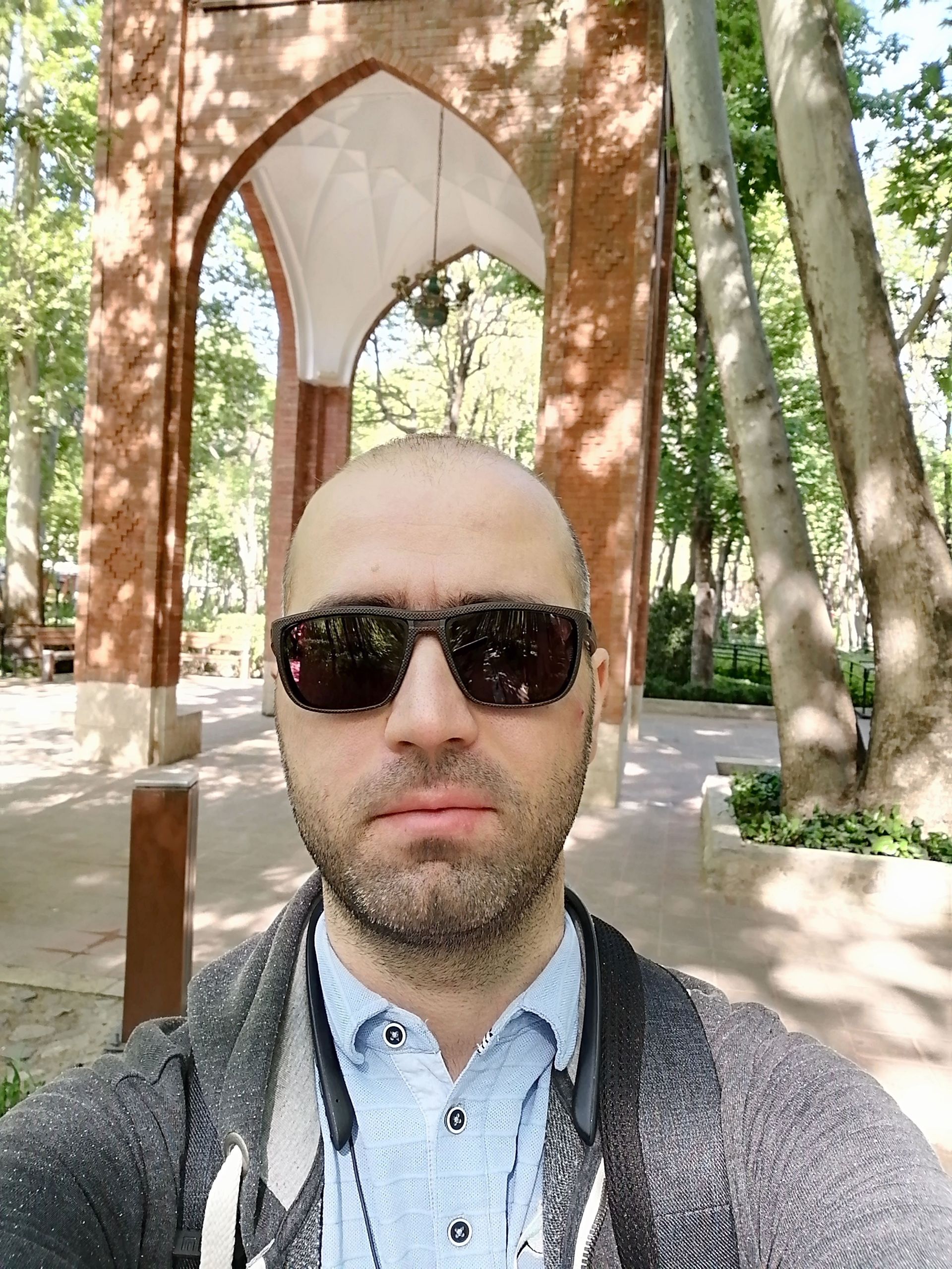 نمونه تصویر دوربین سلفی پی اسمارت ۲۰۱۹ در حالت Photo