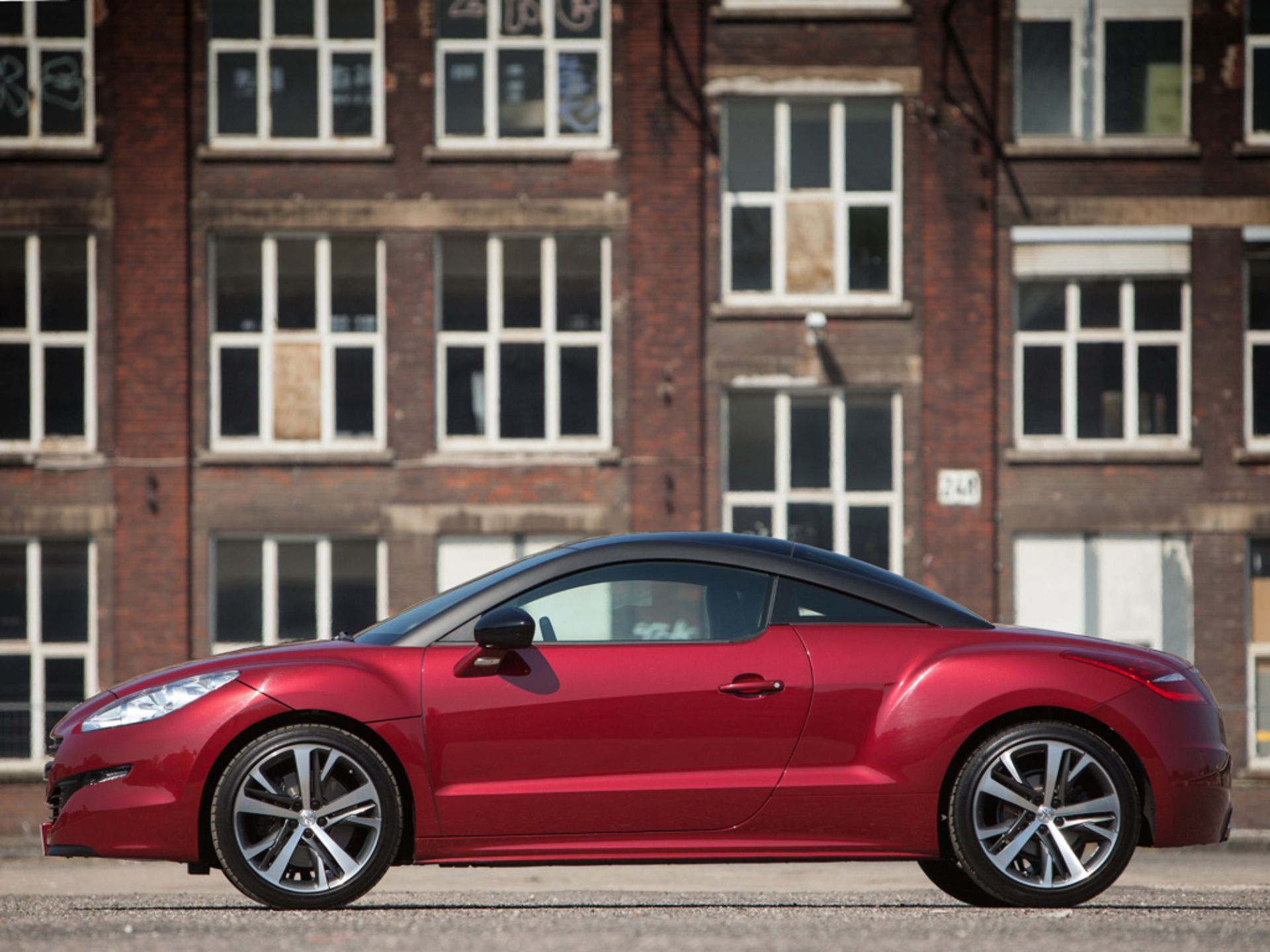 Peugeot RCZ 