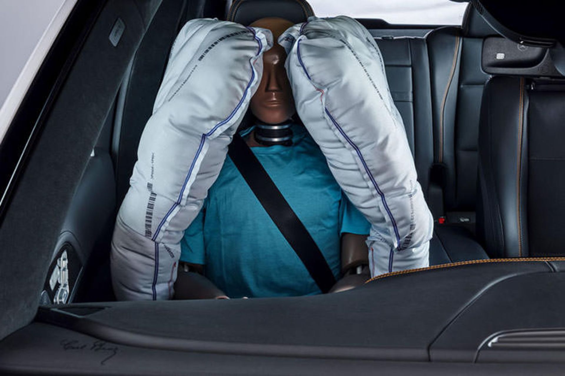 Mercedes-Benz GLE ESF 2019 / مرسدس بنز