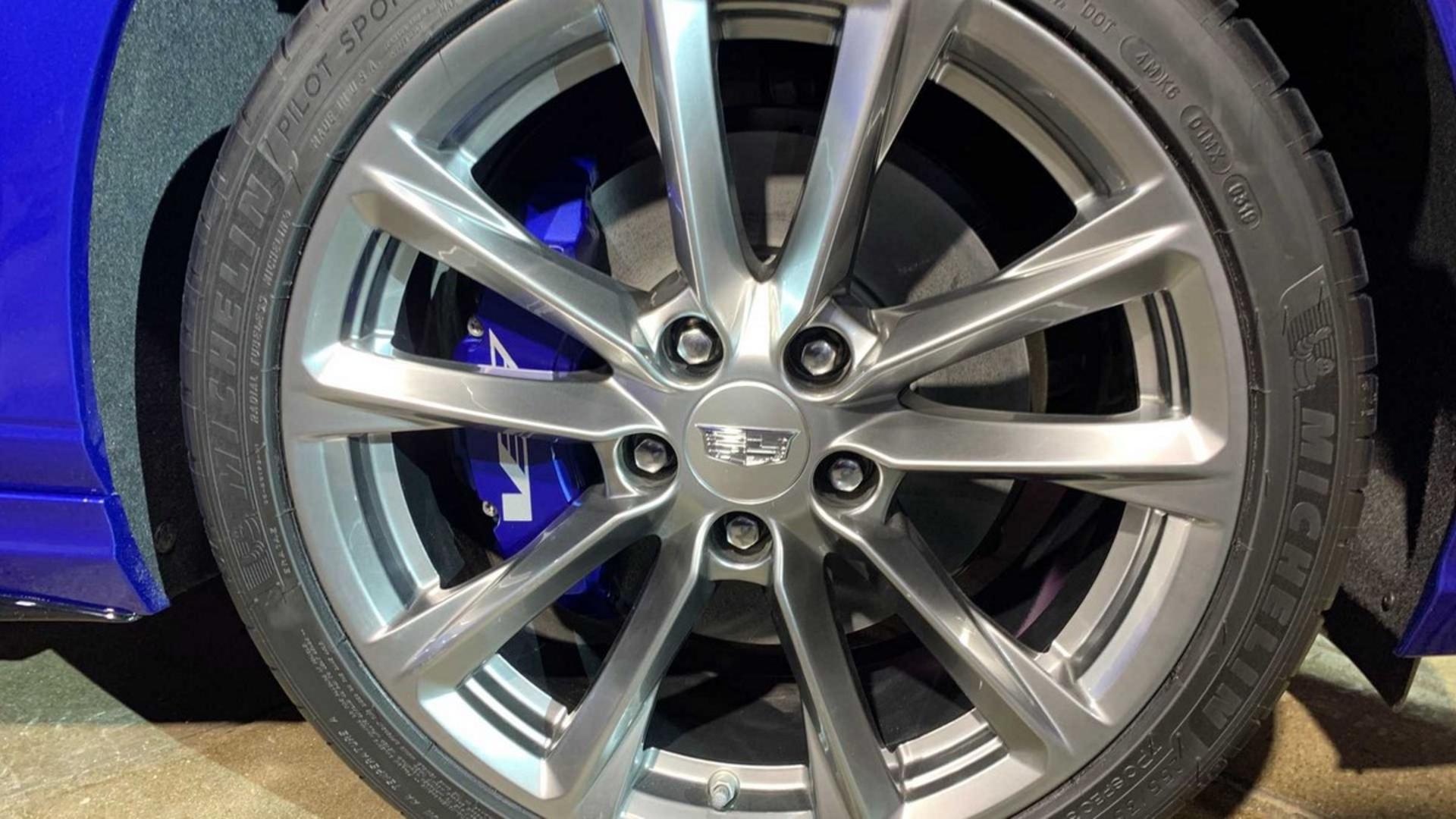 Cadillac CT4-V