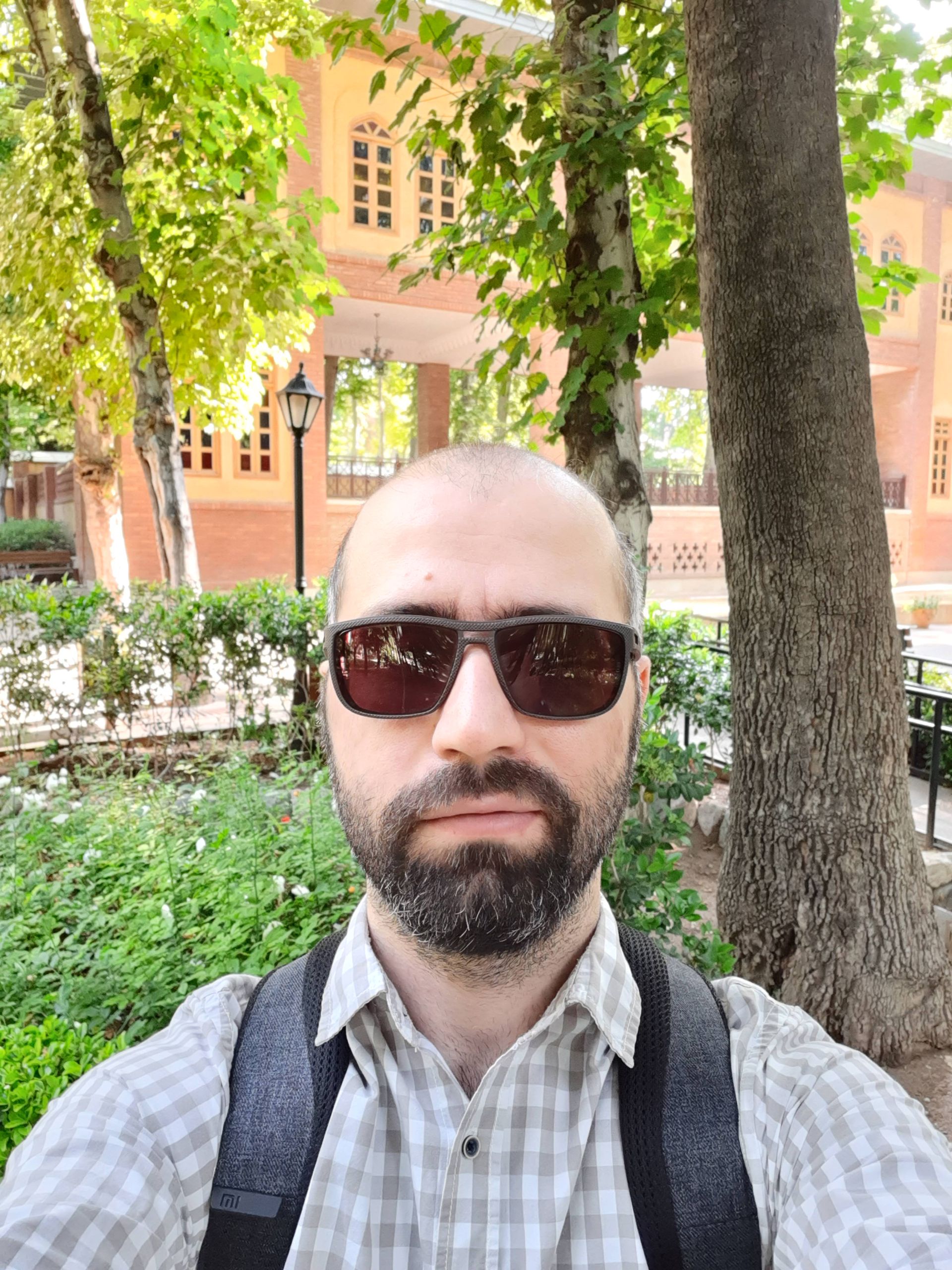 سلفی گرفته شده با M30