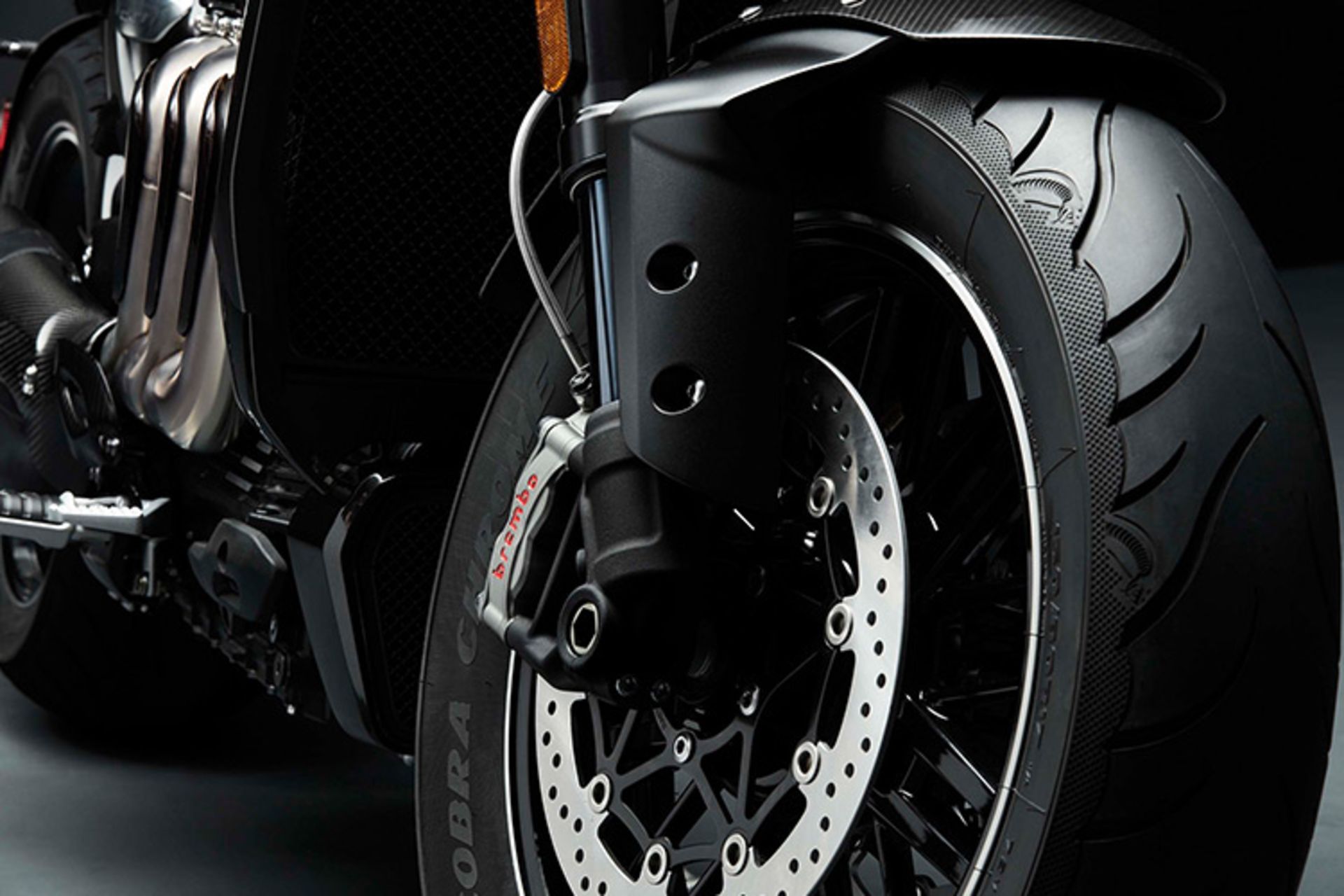 موتورسیکلت تریومف راکت ۳ TFC