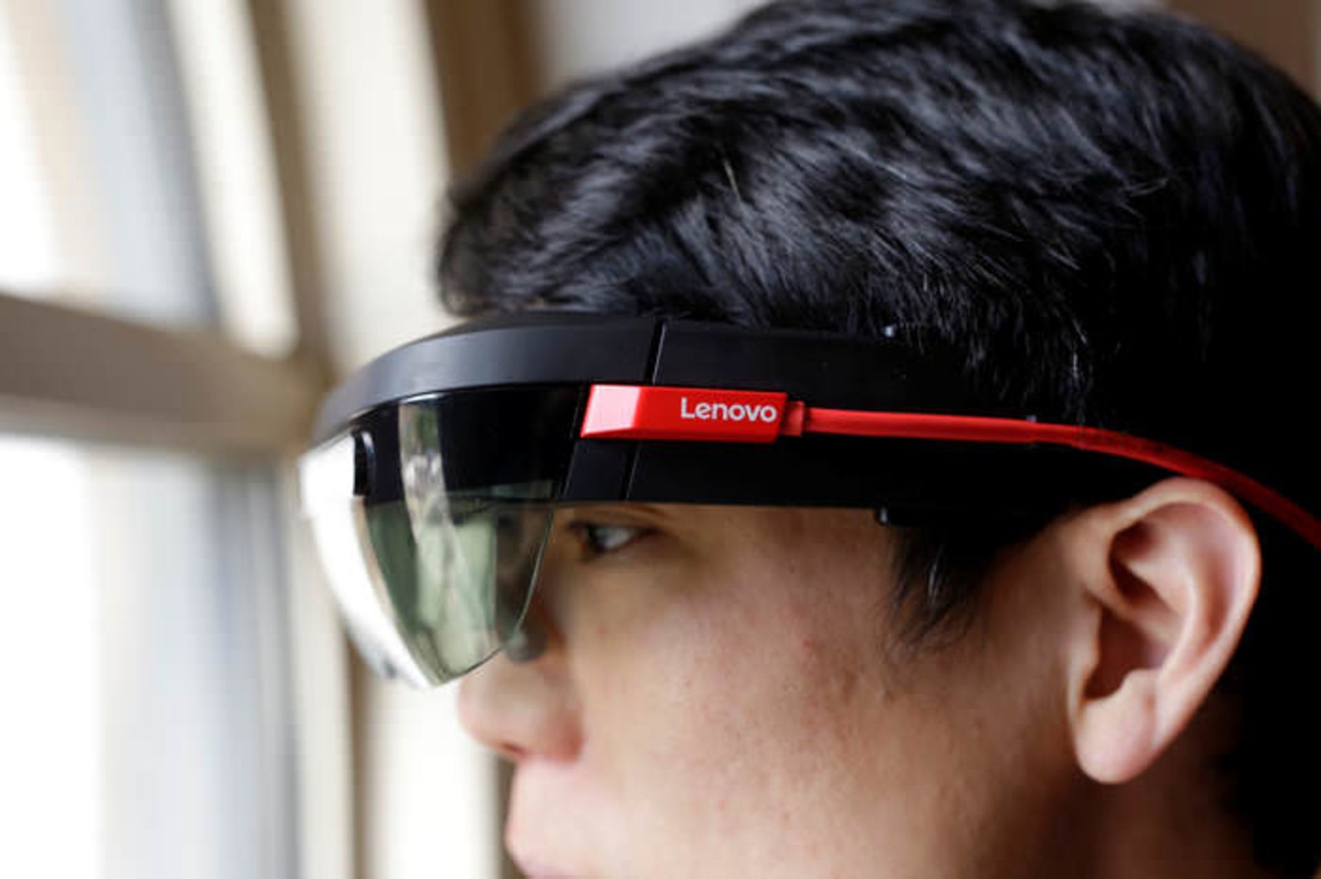Lenovo AR VR headset ThinkReality هدست واقعیت افزوده و مجازی لنوو