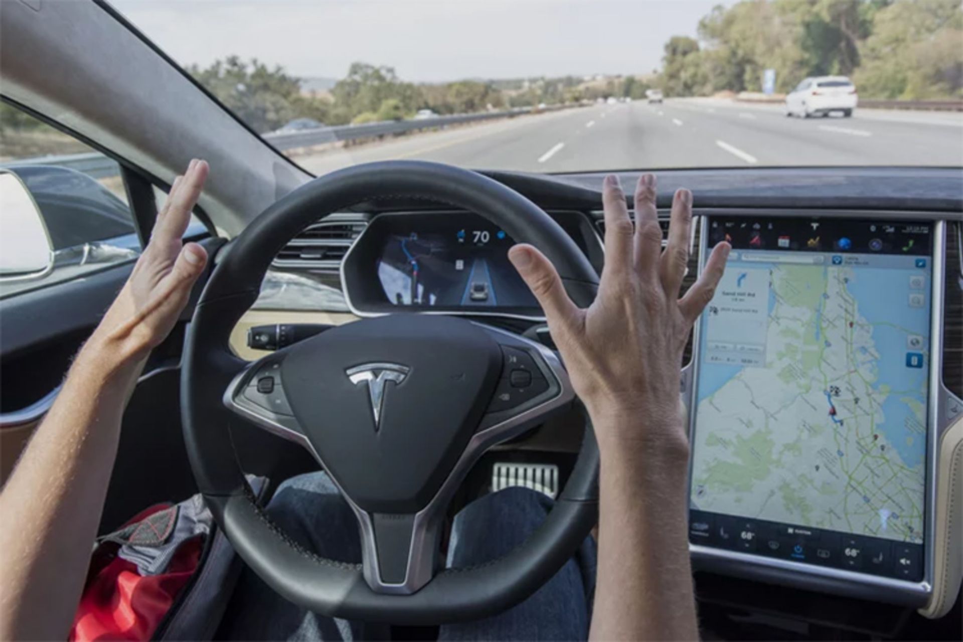 autonomous car safety / ایمنی خودرو خودران   Tesla