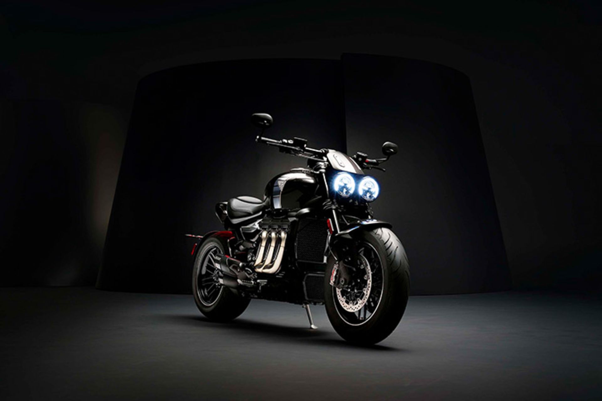 موتورسیکلت تریومف راکت ۳ TFC